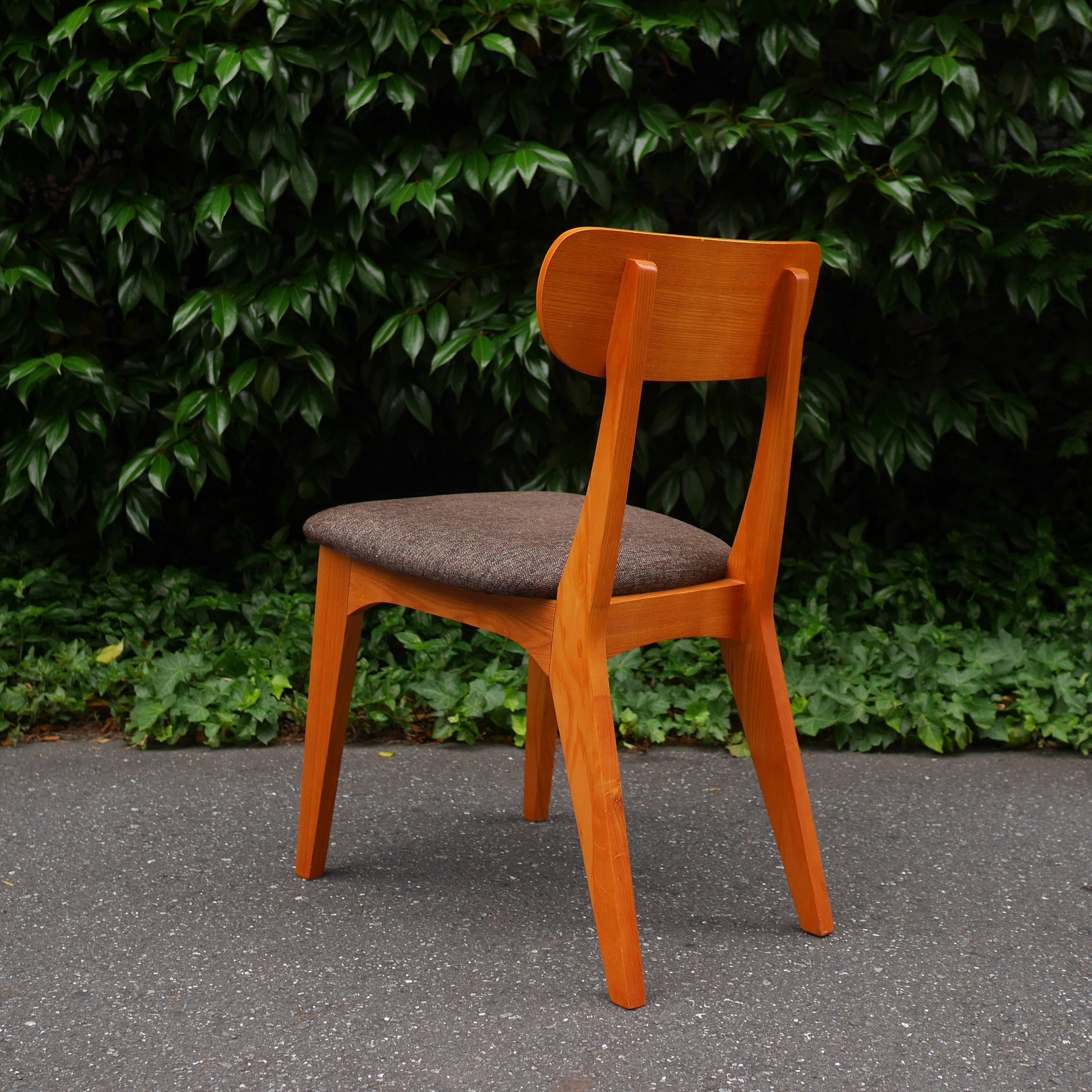 Unico Fix ダイニングチェア ① | トリノス-torinoth- | 新宿区神楽坂