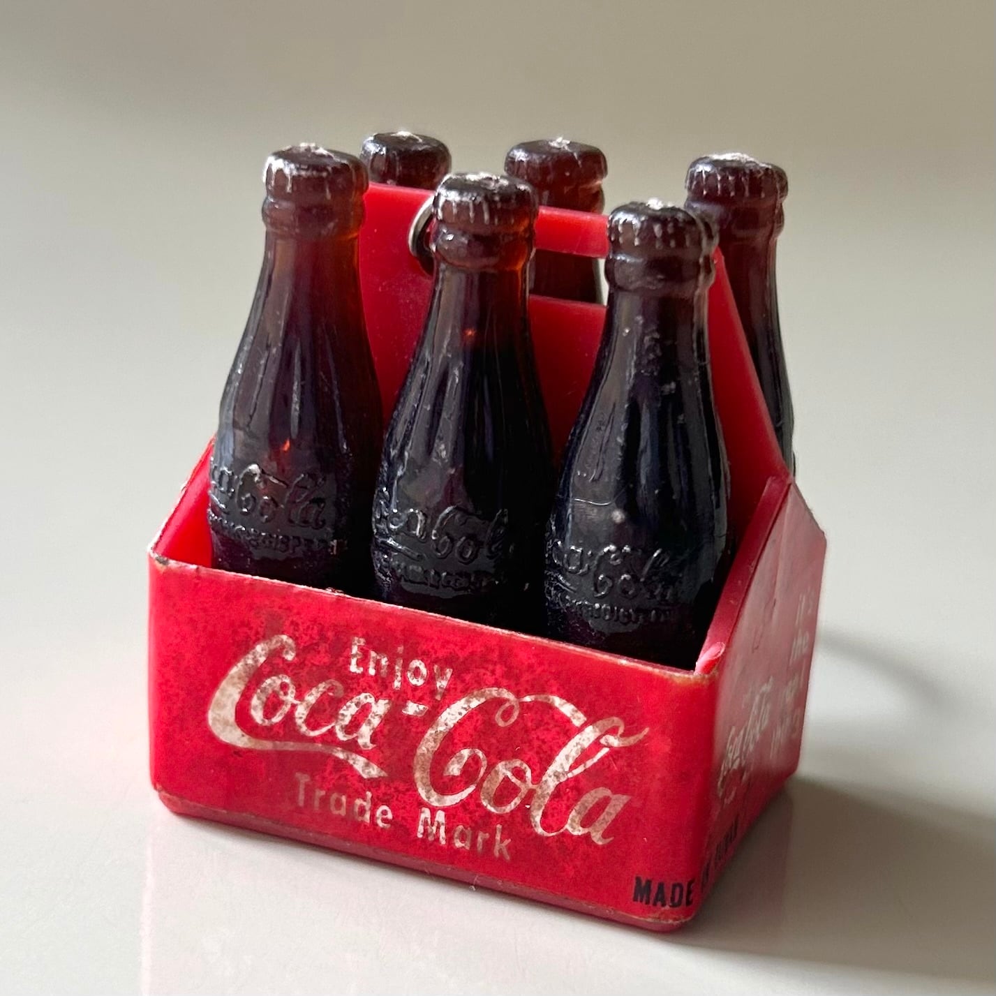 コカコーラ 6パック レトロ ヴィンテージキーホルダー | ブルボン