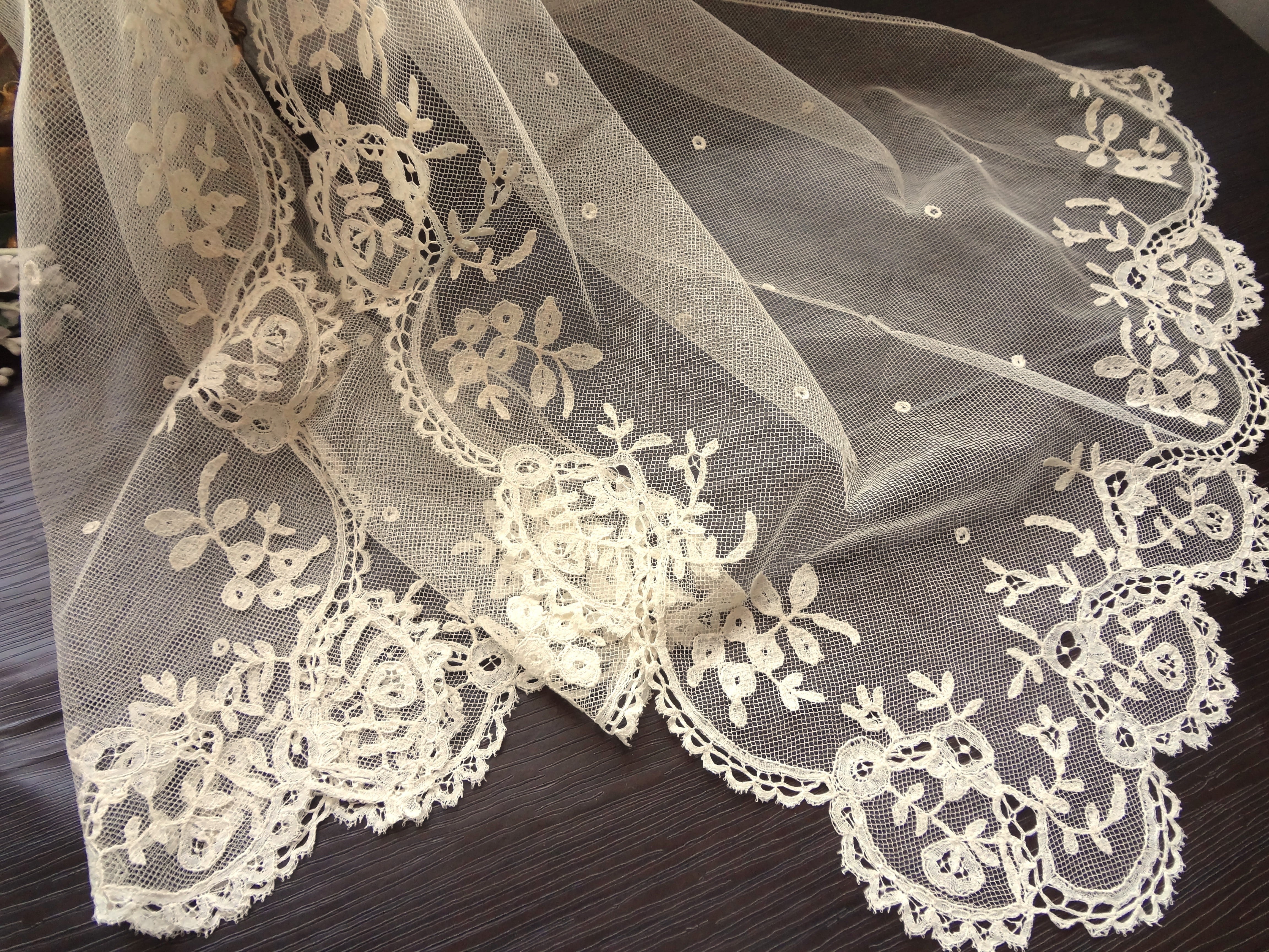 フランス アンティークチュールレース 大判 | grenierplus