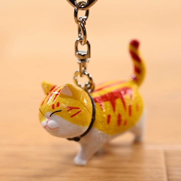 猫すぎるネコ キーホルダー（全9種） | 長崎尾曲がり猫神社