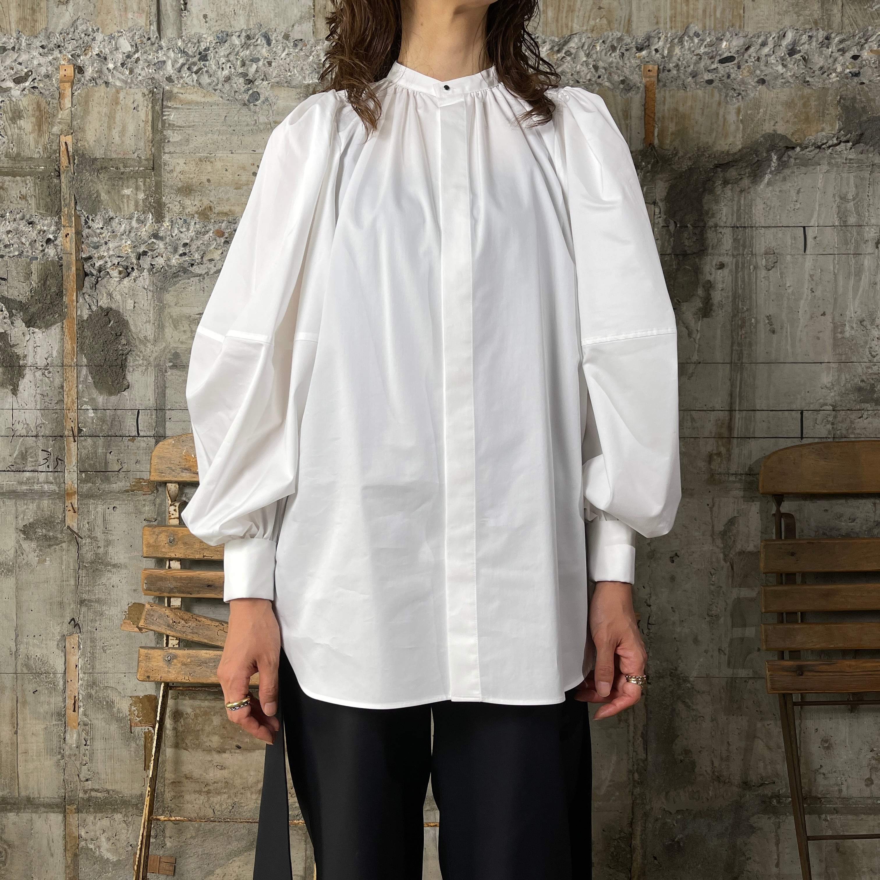 HYKE【ハイク】T/C BALLOON SLEEVE BLOUSE (15203) | glamour online