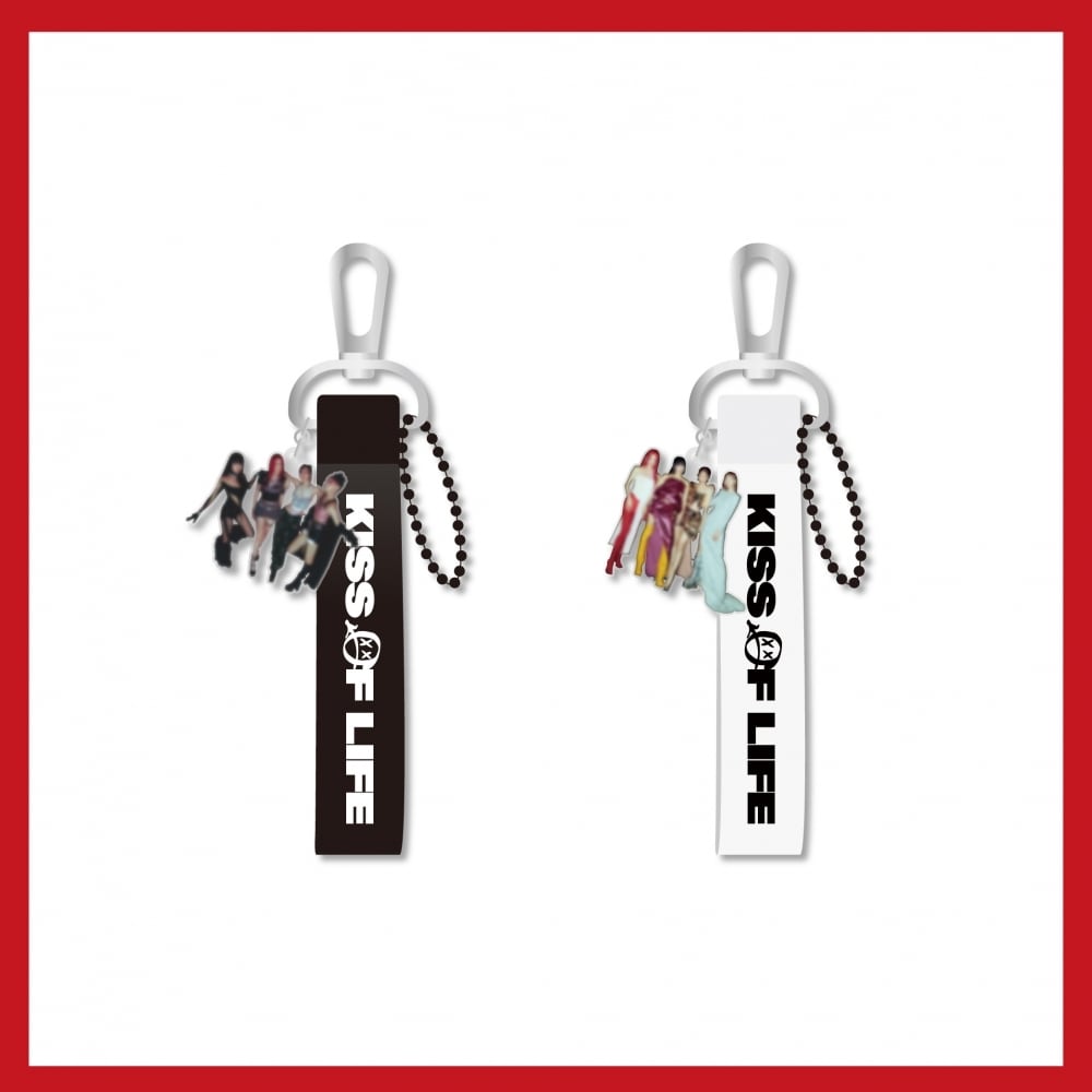 KISS OF LIFE [Born to be XX] OFFICIAL MD_STRAP KEYRING | EVERLINE