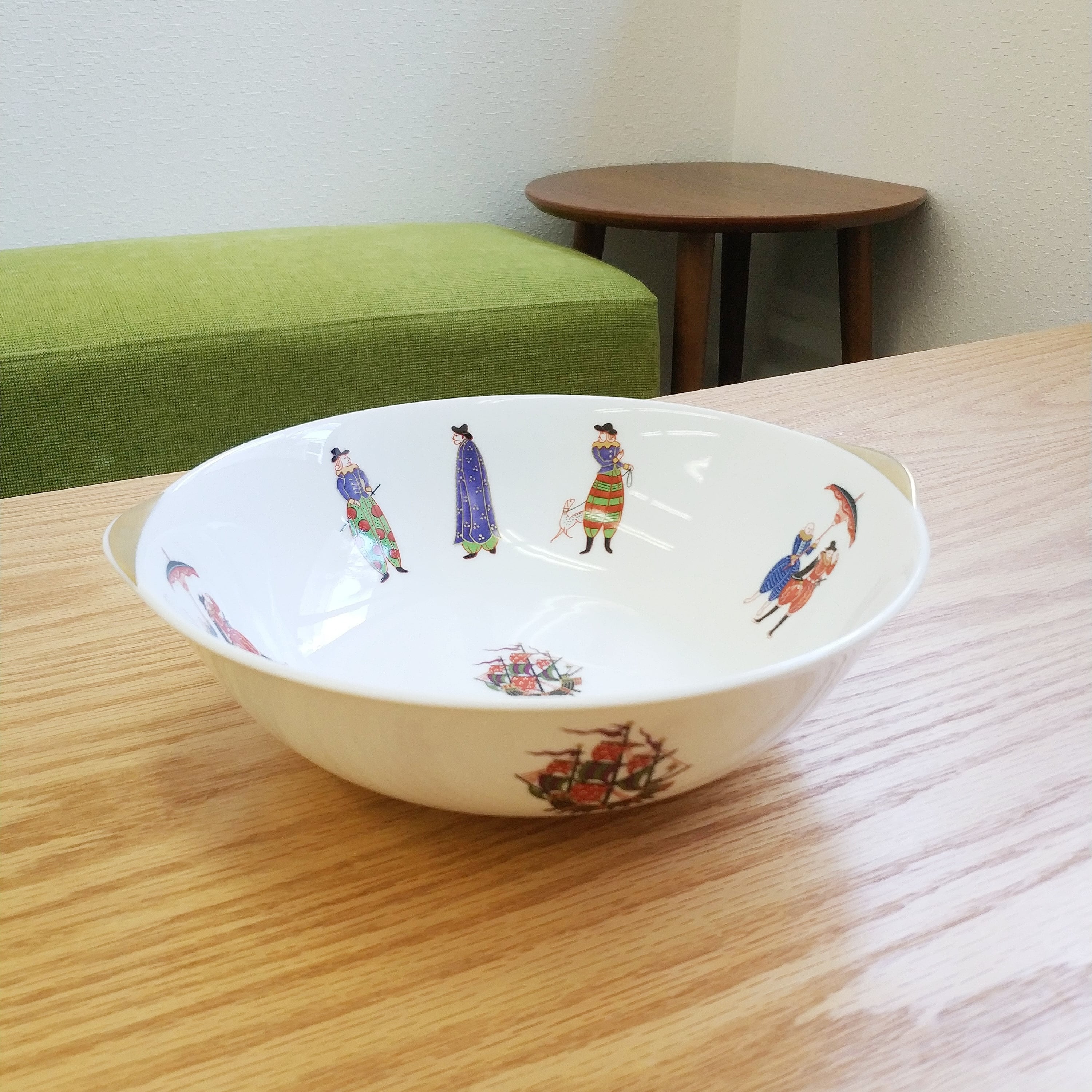 2456 希少 オールド香蘭社 ハイライン 南蛮渡来船 和蘭陀人 花瓶 金彩