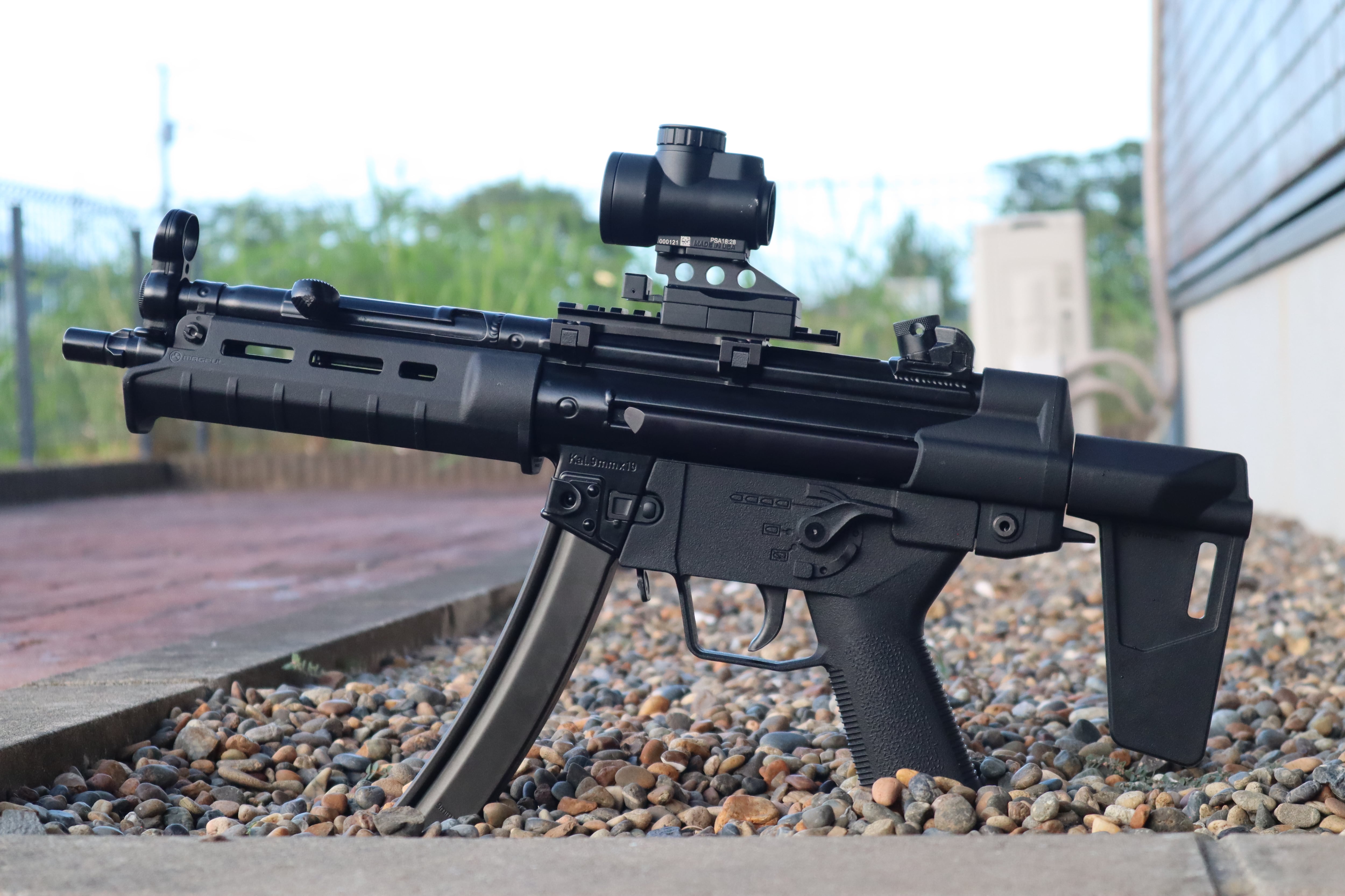 オーダーメイド実績】次世代MP5シリーズ用 M-SL TYPE GRIP MODUL | M