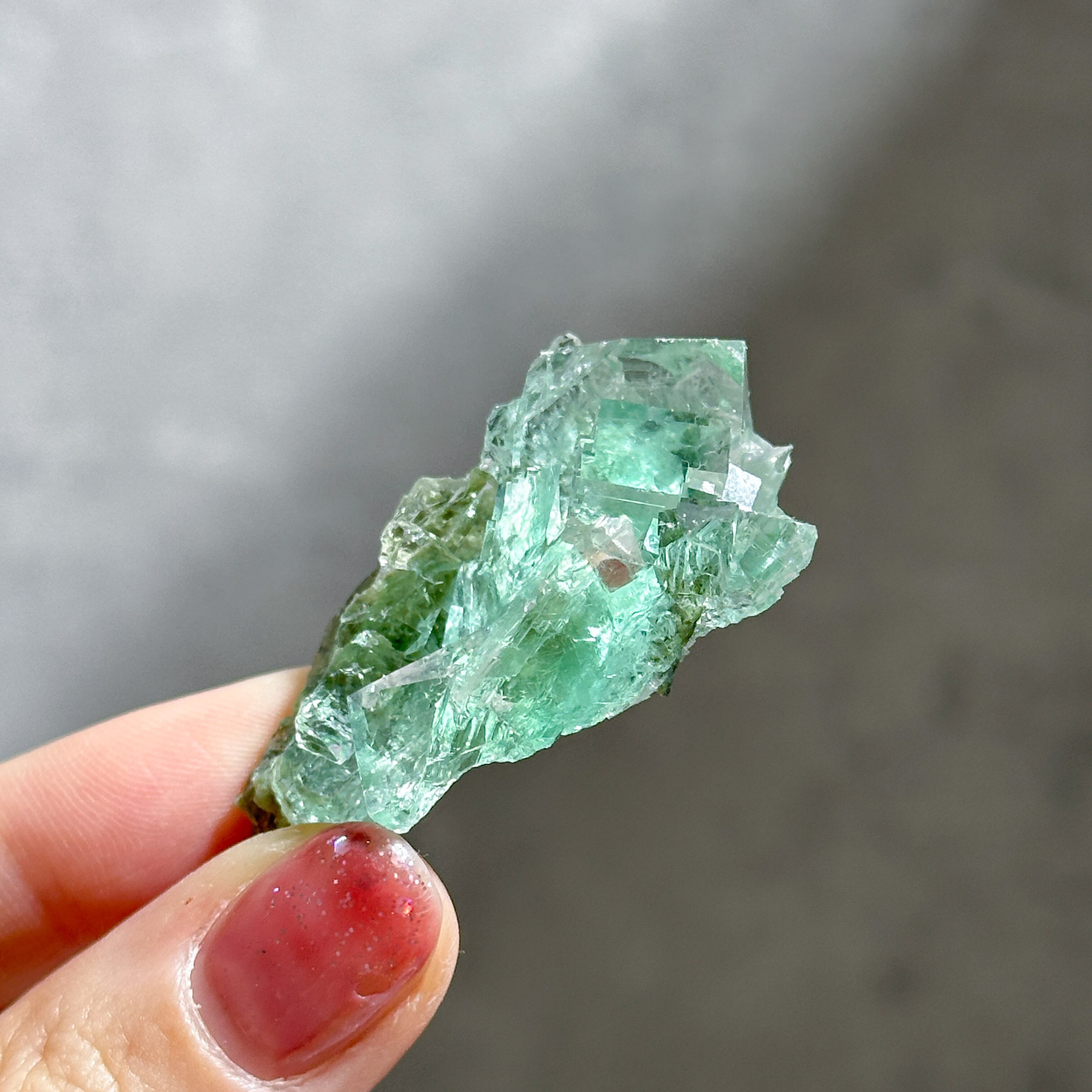 シャンファーリン産フローライト 原石32◇ Fluorite From Xianghualing