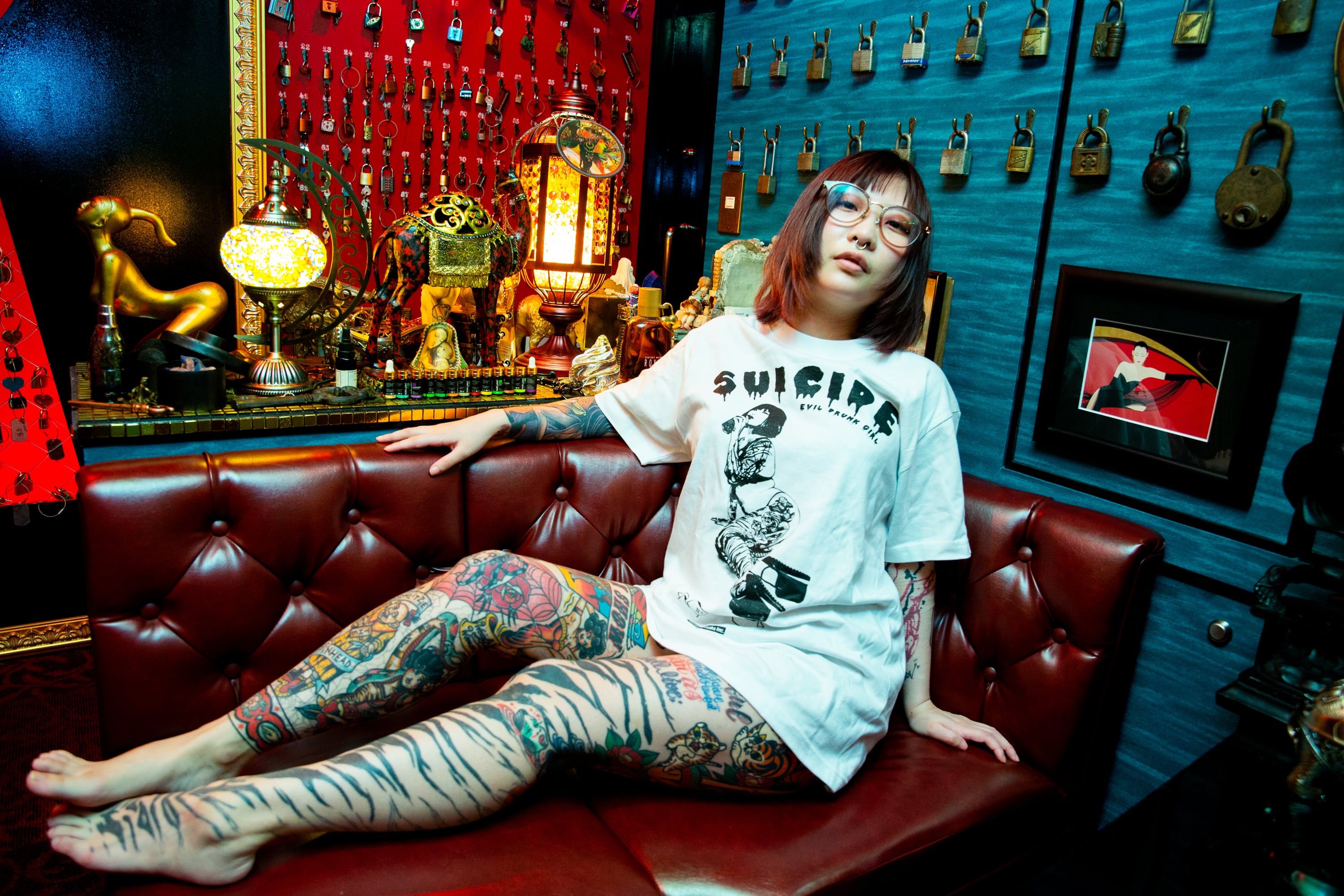 にせぽよ SUICIDE Tシャツ | STORE@Modern Freaks Inc.