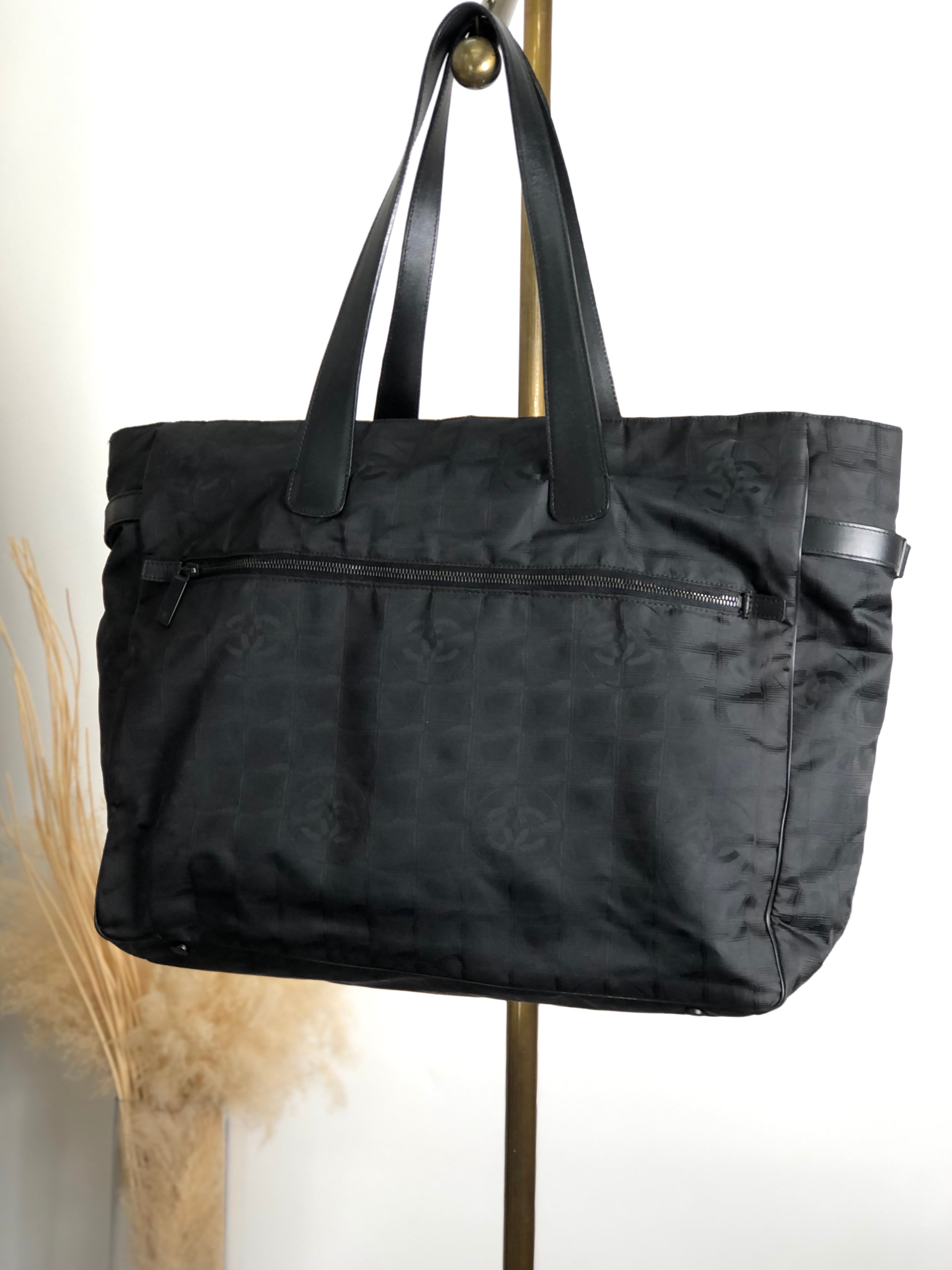 CHANEL シャネル ニュートラベルライン トートバッグ ブラック