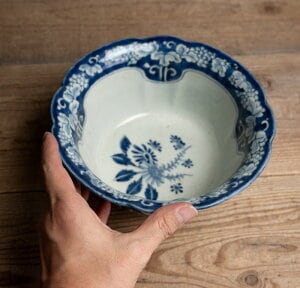 古伊万里染付花文鉢 | 江戸中期-18世紀頃 | Nakayacacan (那加屋花冠)