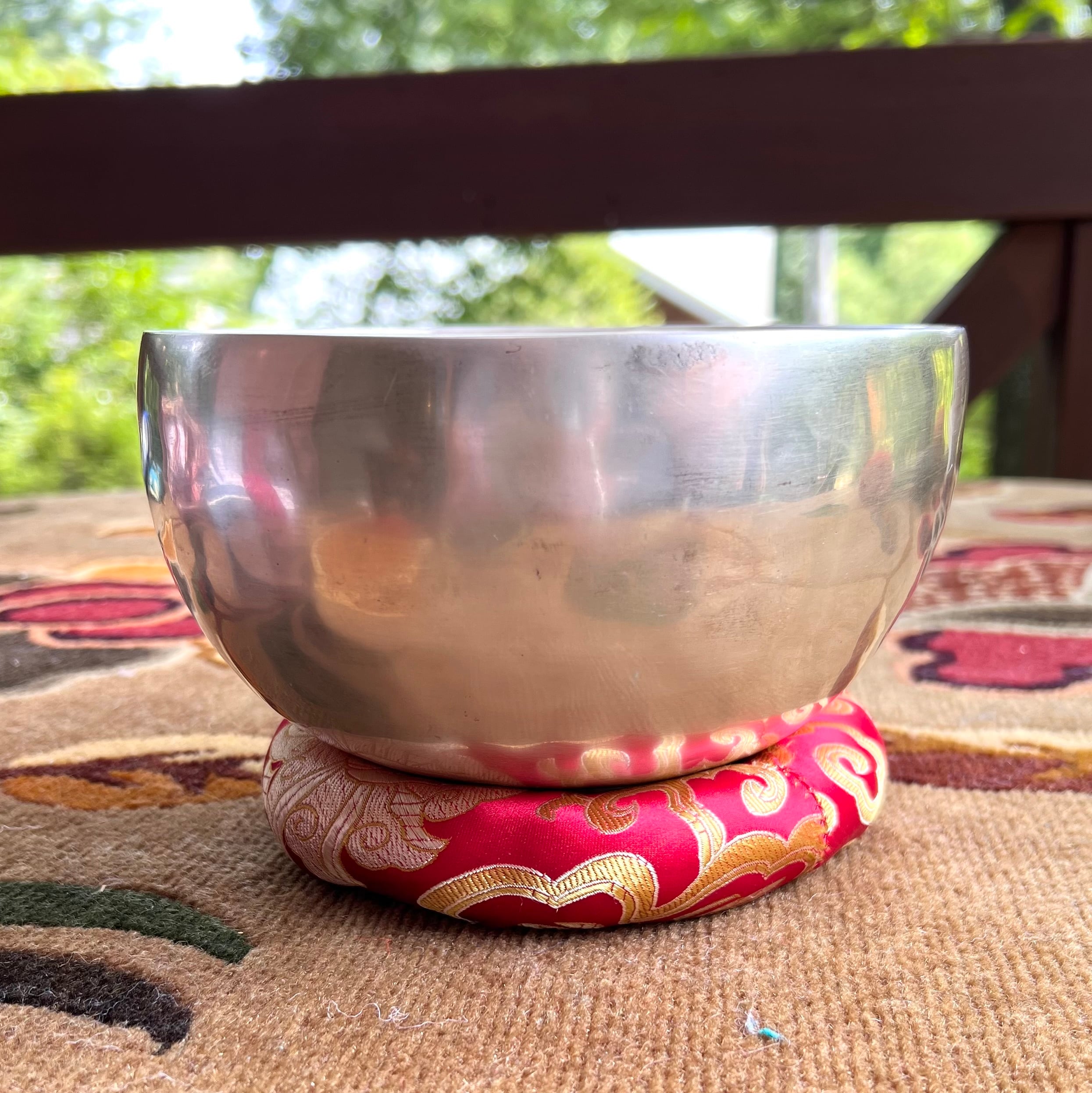 ホワイトボウル ホワイトターラ 17cm E音 シンギングボウル | BIONDO