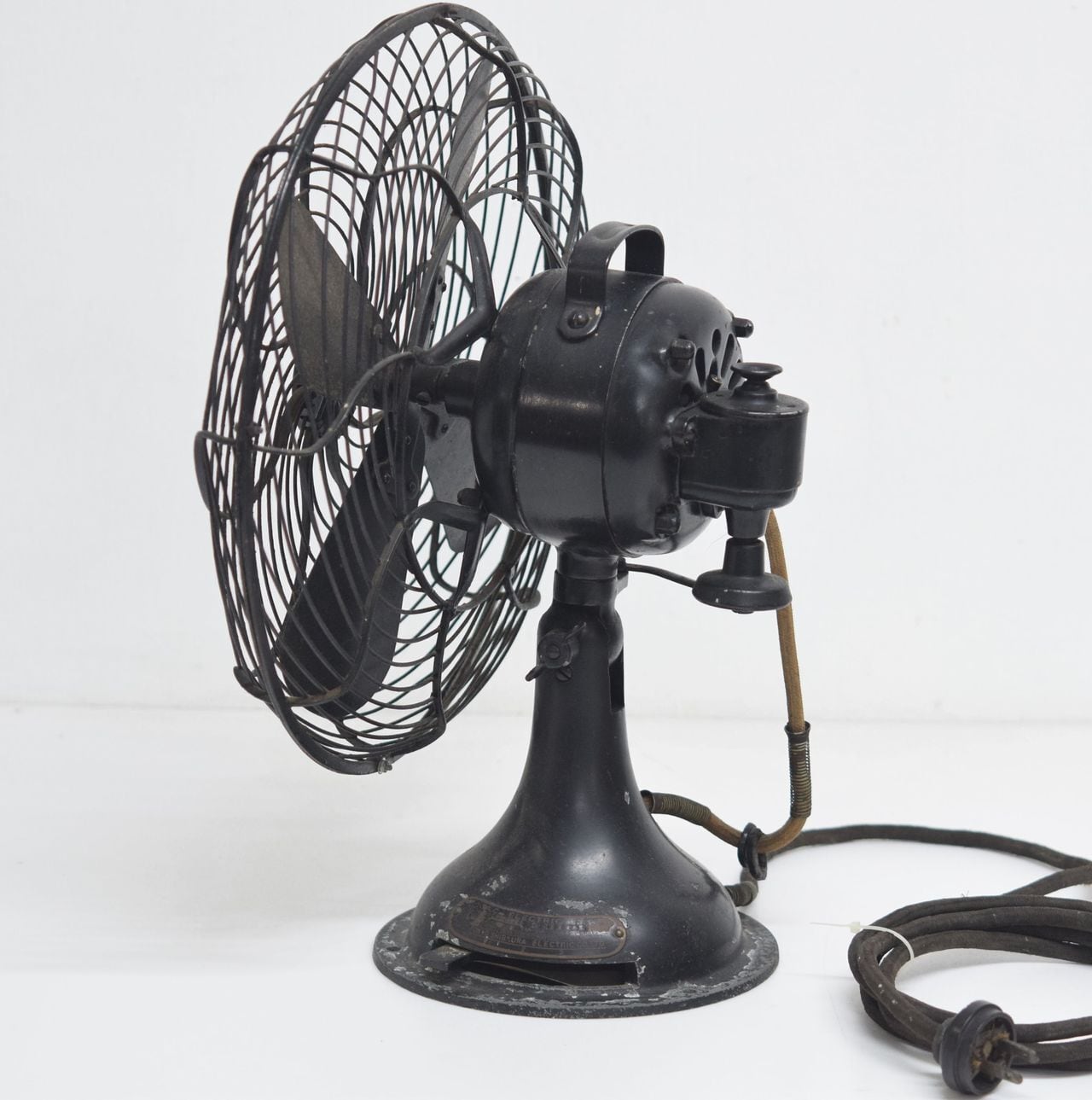 戦前 東京芝浦電気 4枚鉄羽扇風機 C-7032型 睡蓮型 稼働品 インテリア