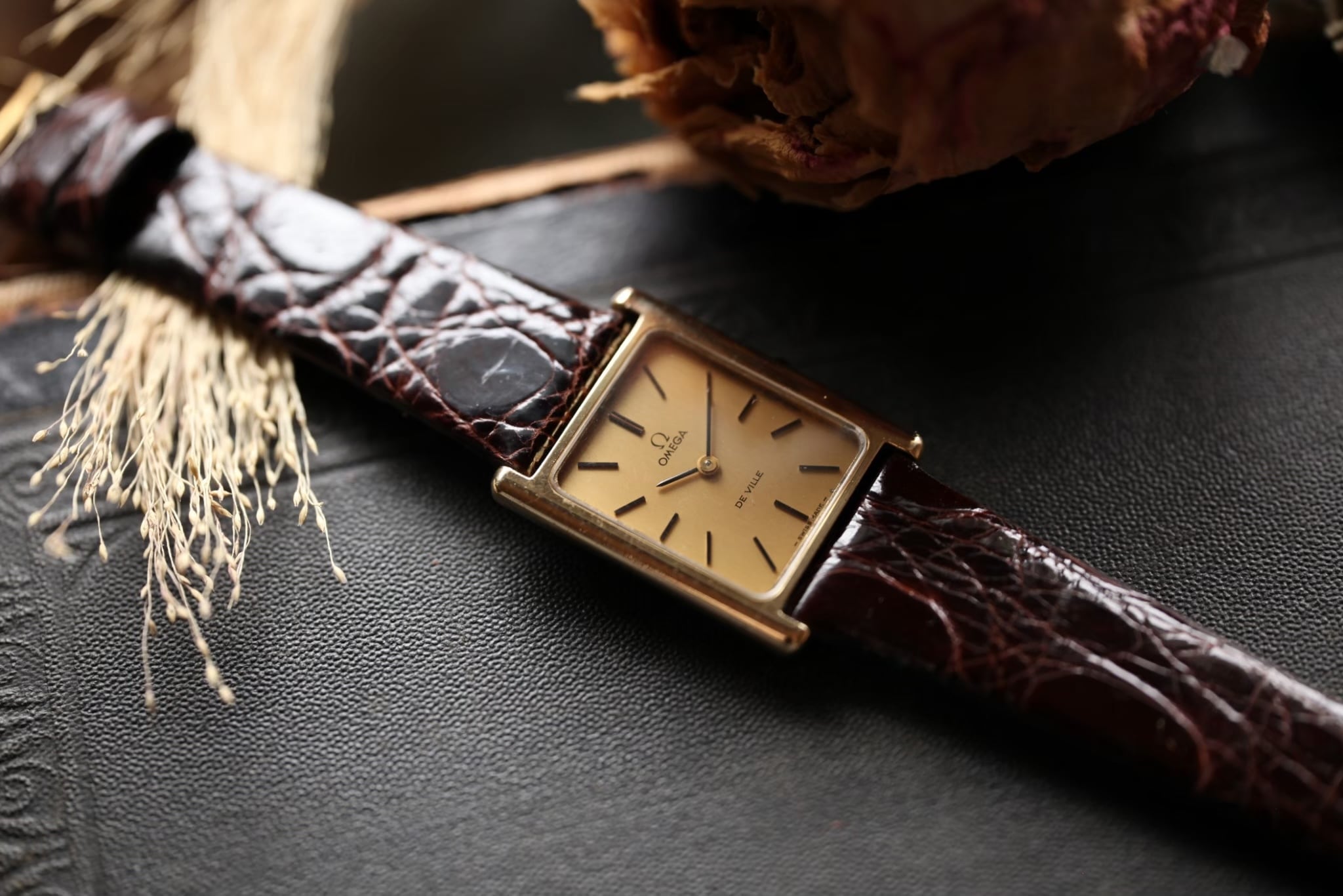 OMEGA】 1970's デヴィル タンク型 レクタンギュラー 角型 2針