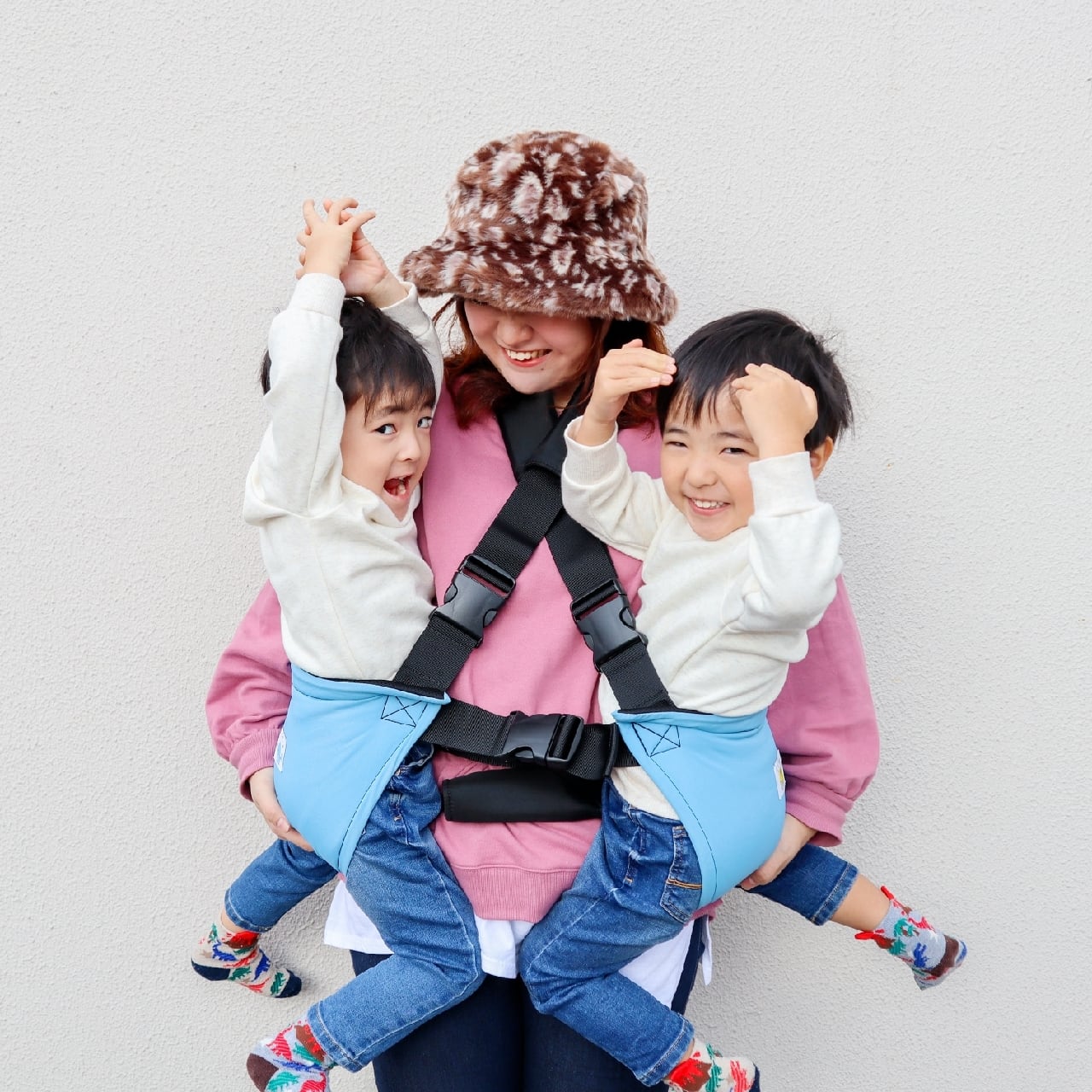 アンジュモ 双子用抱っこ紐 (ナイロン) | アンジュモ