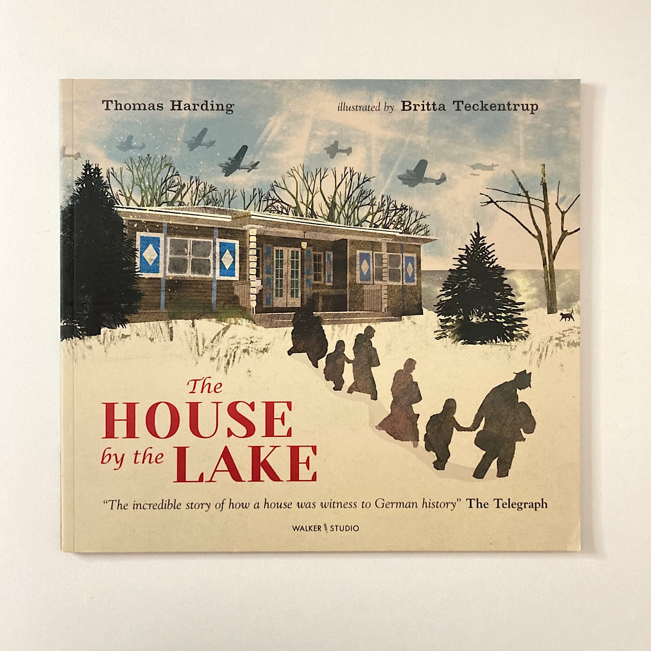 Walker Books | 素敵な洋書の絵本屋さん Read Leaf Books