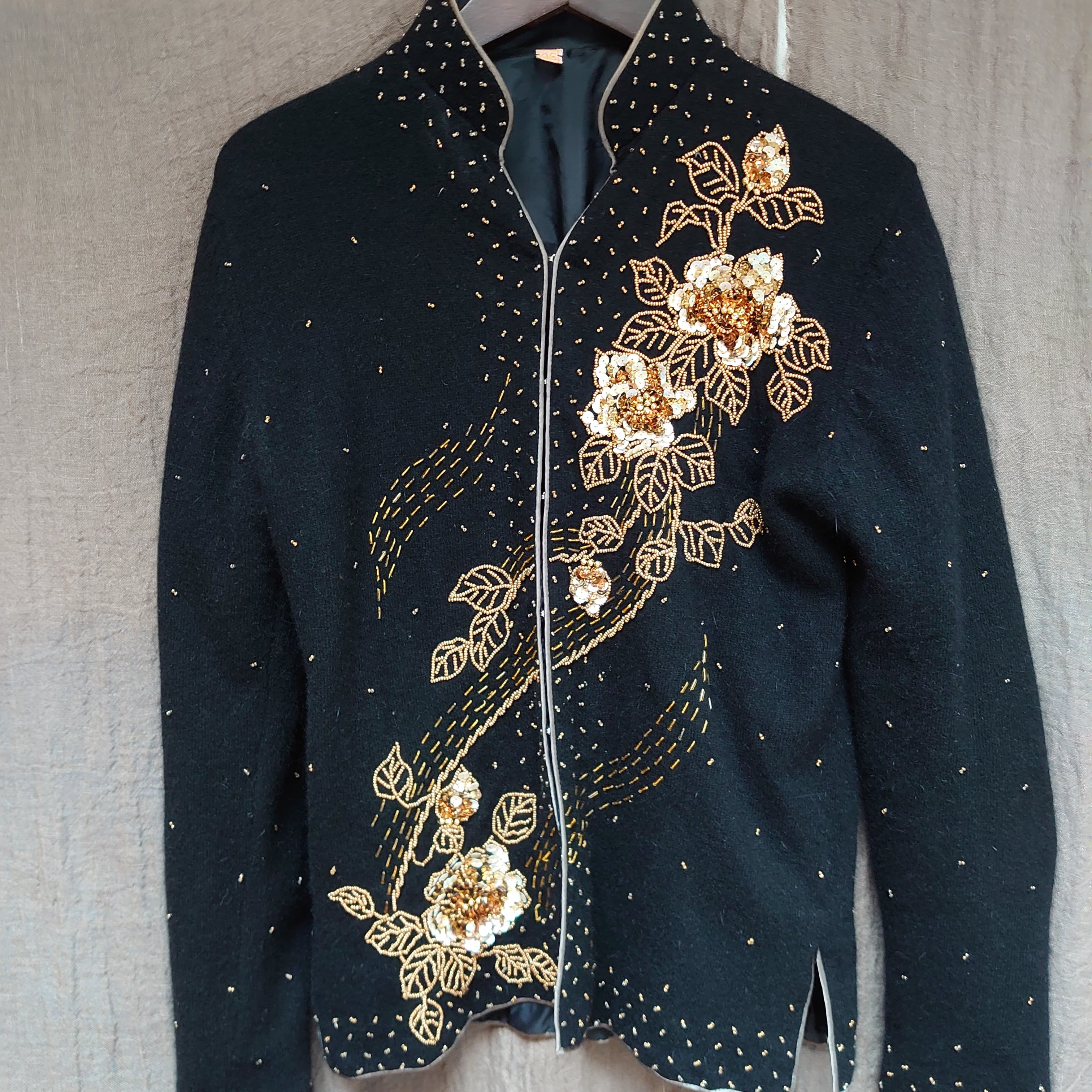 1960's〜1970's 香港 ヴィンテージ ニットカーディガン ビーズ 刺繍