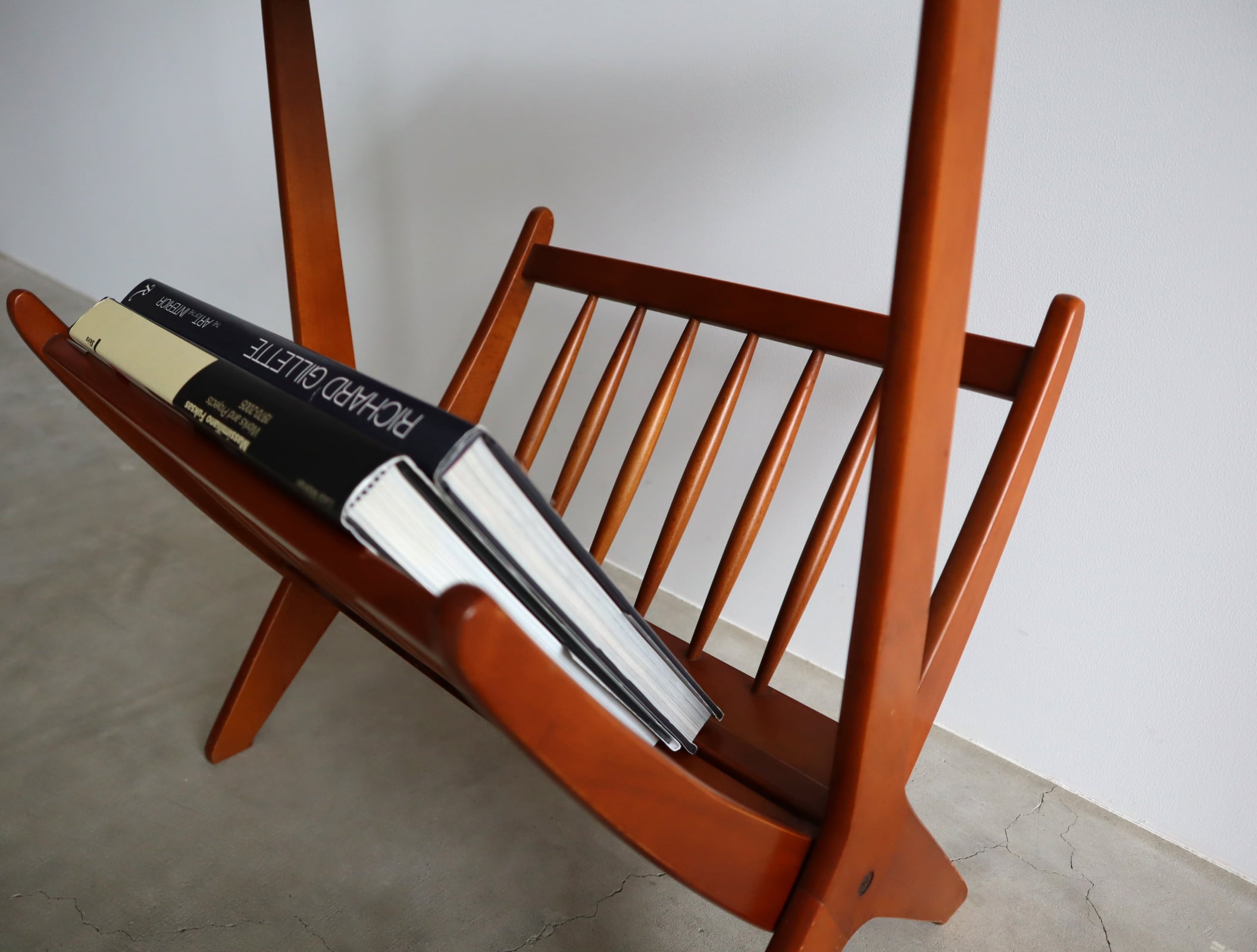 オールド カリモク ヴィンテージ マガジンラック＆サイドテーブル | fismic