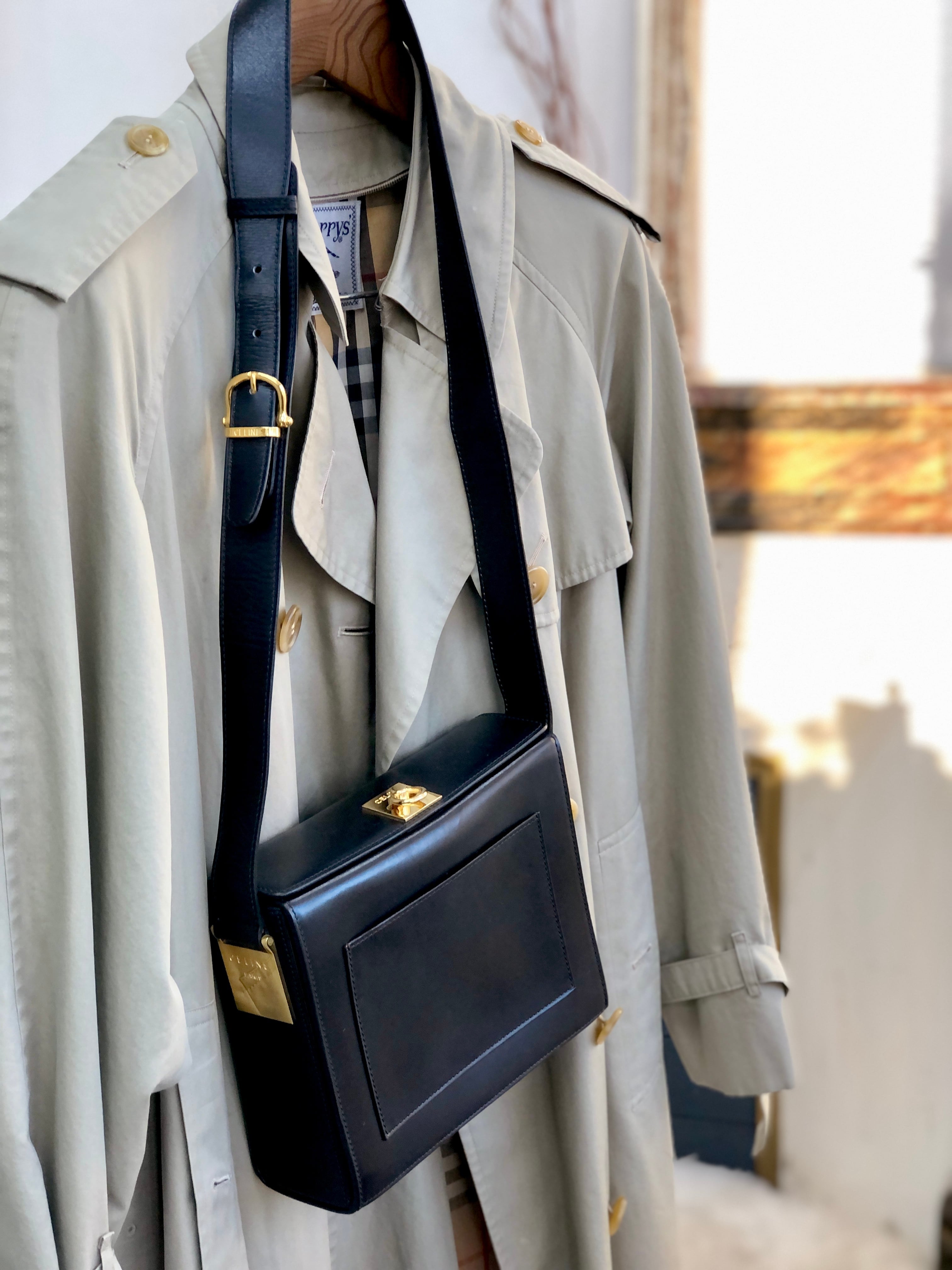 CELINE セリーヌ ガンチーニ ロゴ レザー ショルダーバッグ ブラック