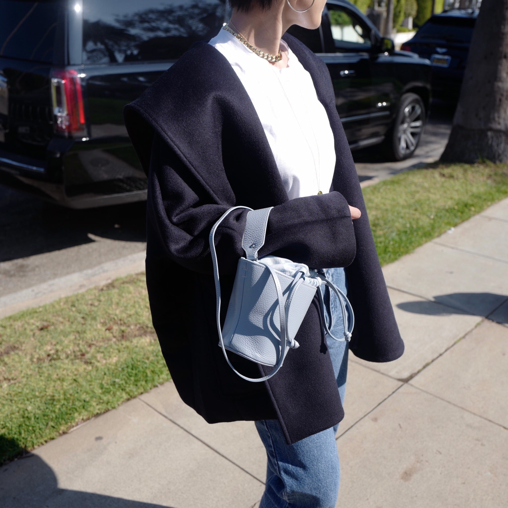 Short Opera Coat Navy | gypsohila