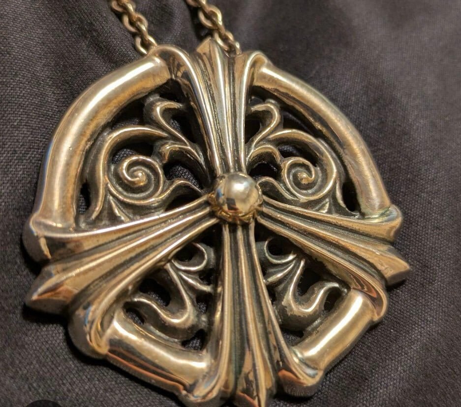 CHROME HEARTS クロムハーツ タイニーファットクロス PAVEサファイア