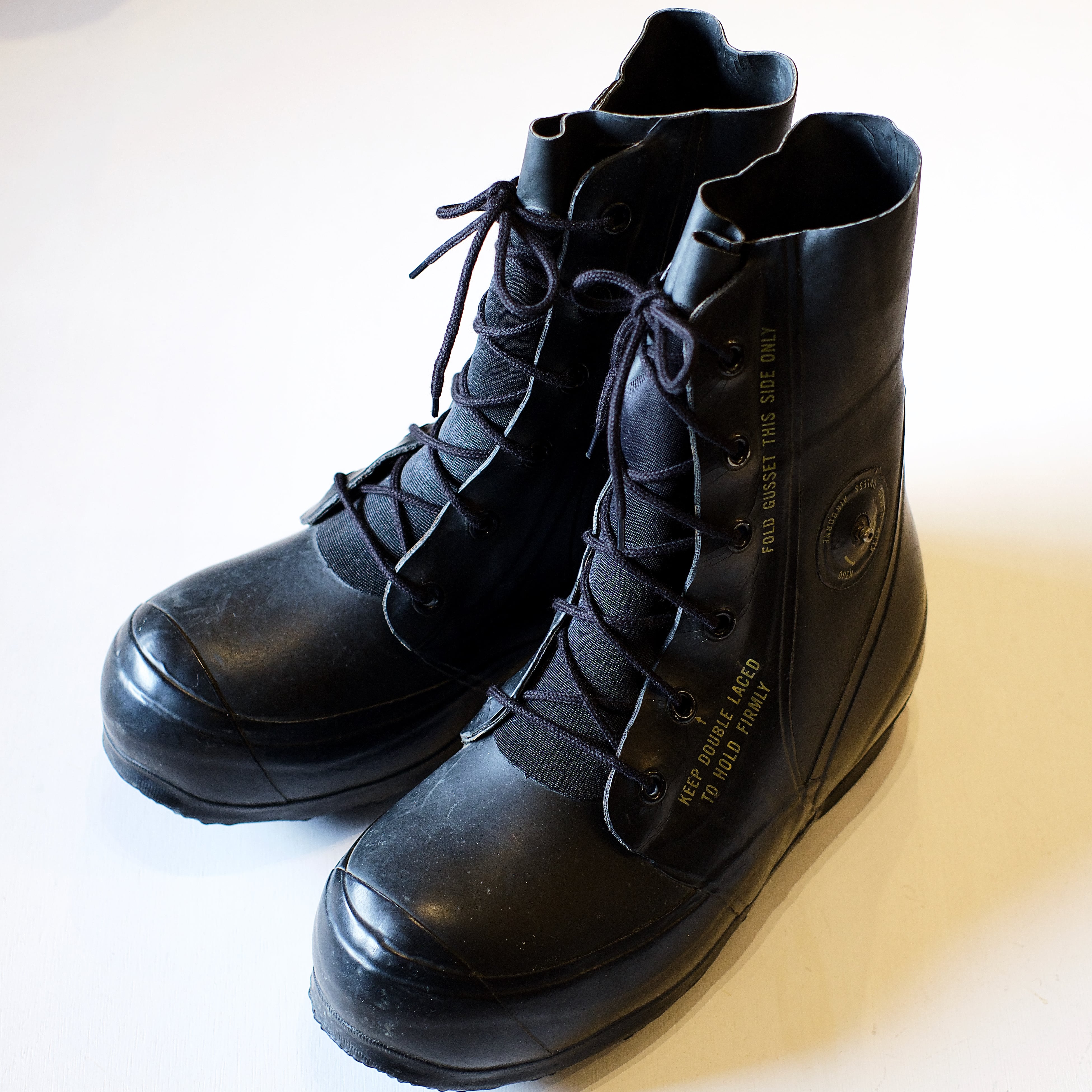 used】mickey mouse boots | dros dro