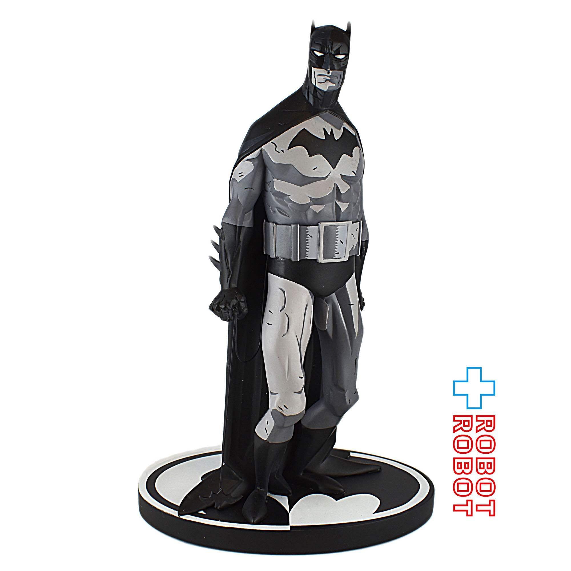 DCコミックス ブラック＆ホワイト バットマン スタチュー By マイク