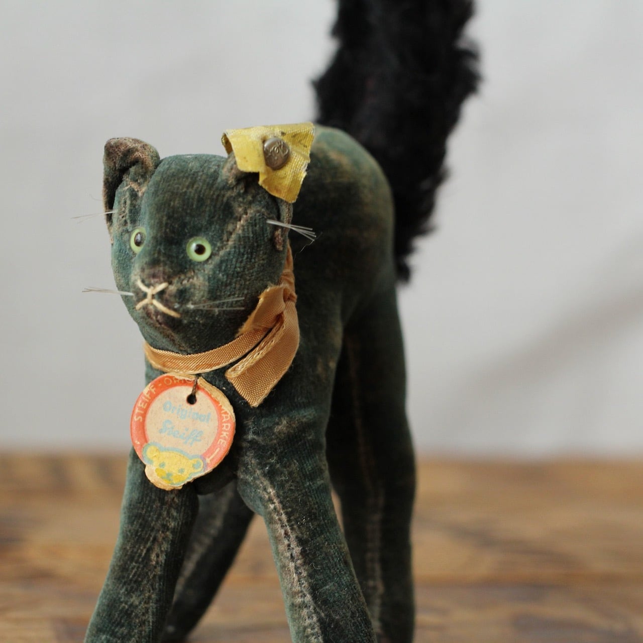 351]アンティークシュタイフ 黒猫 all ID トムキャット Black Tom Cat