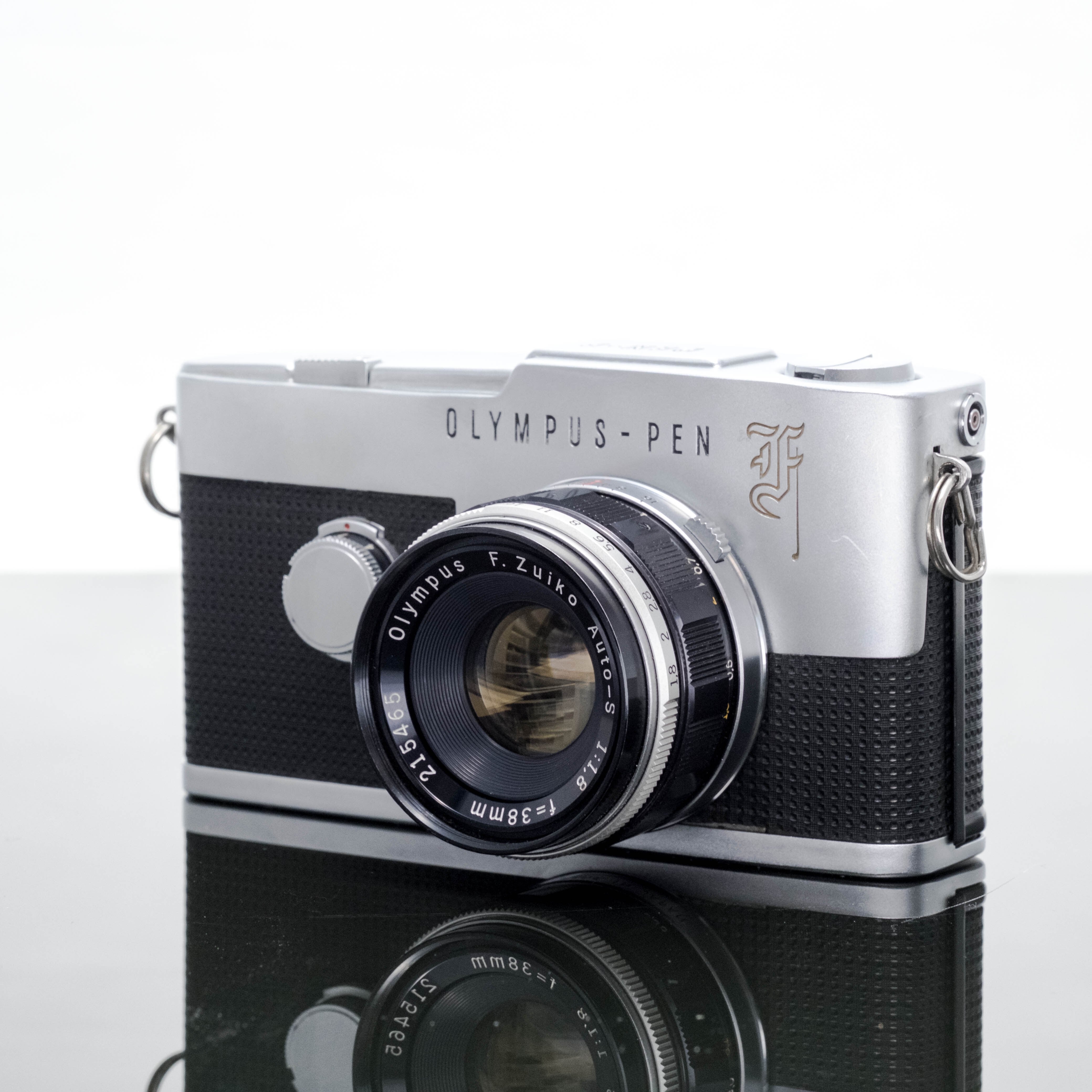 OLYMPUS PEN-F + F.Zuiko Auto-S 1:1.8 F=38mm【フィルムカメラ
