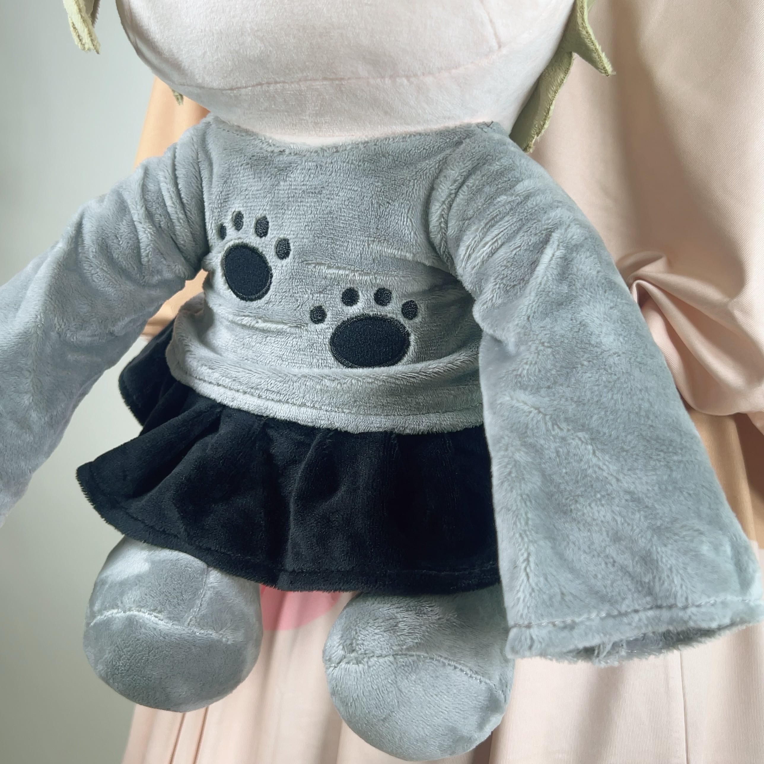 擬人化ミケぬいぐるみリュック | NIER CLOTHING