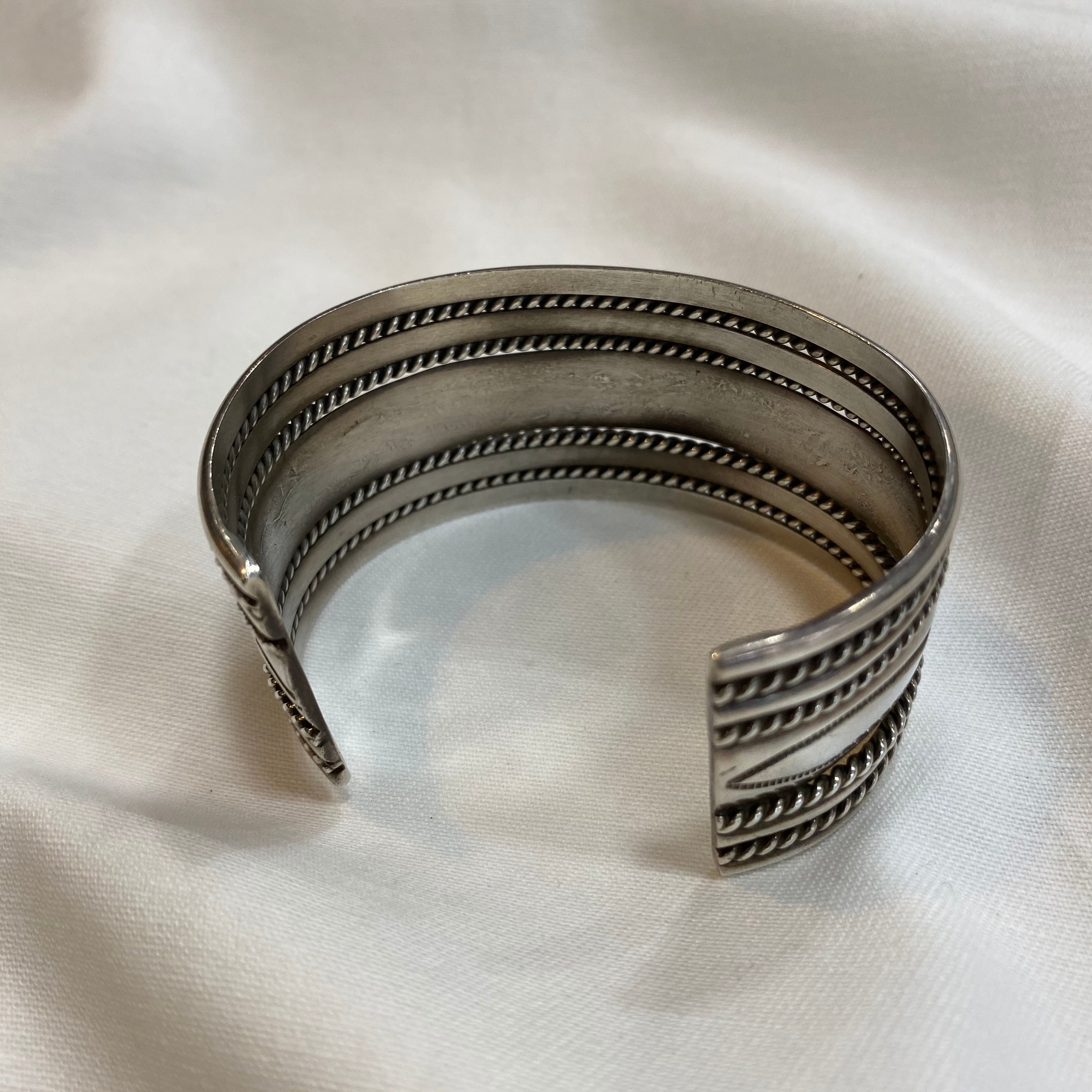 TAHE” NAVAJO族 Silver Bangle | TAPA TAPP