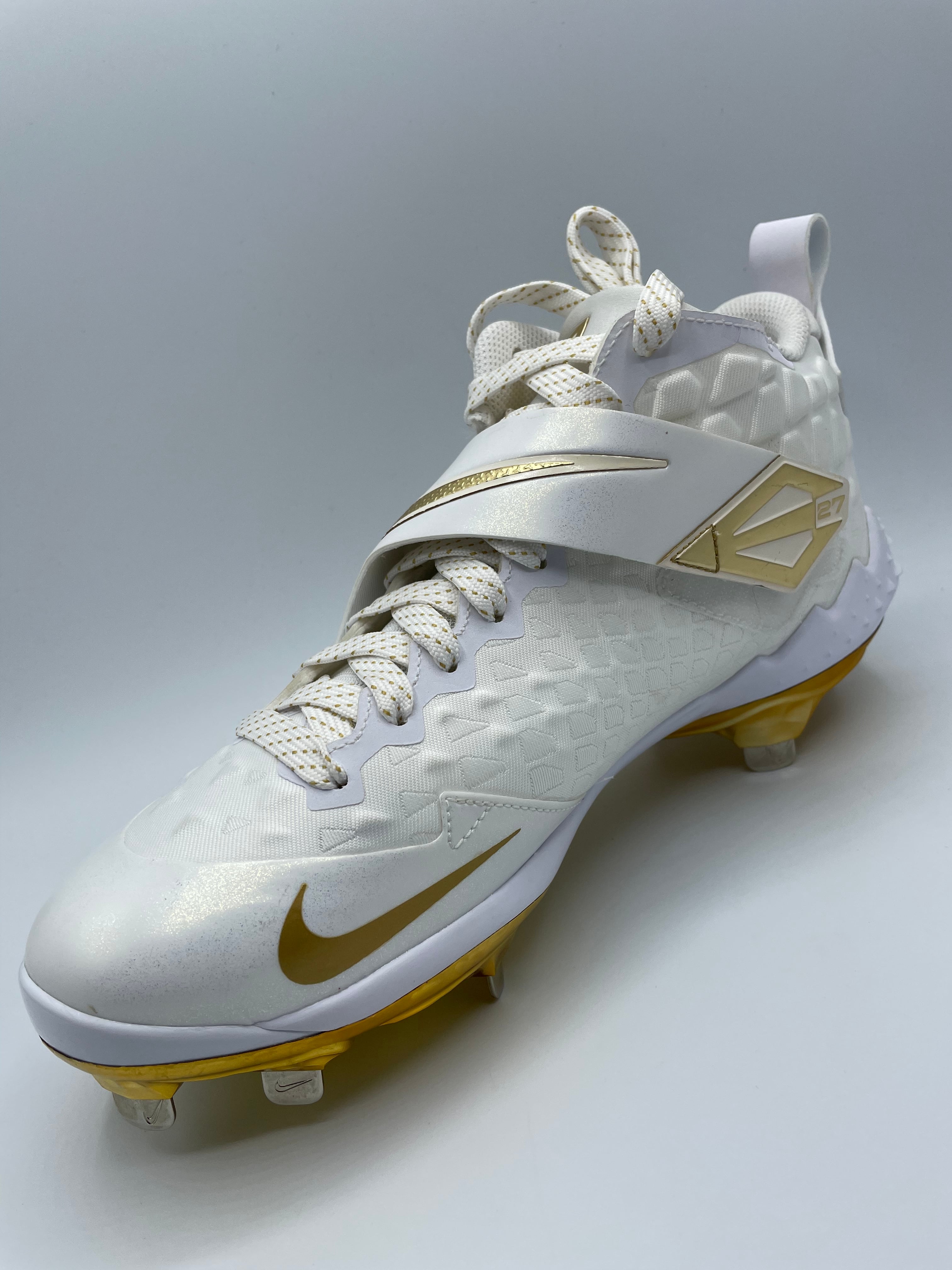 日本未発売限定モデル】NIKE スパイク マイクトラウトモデル