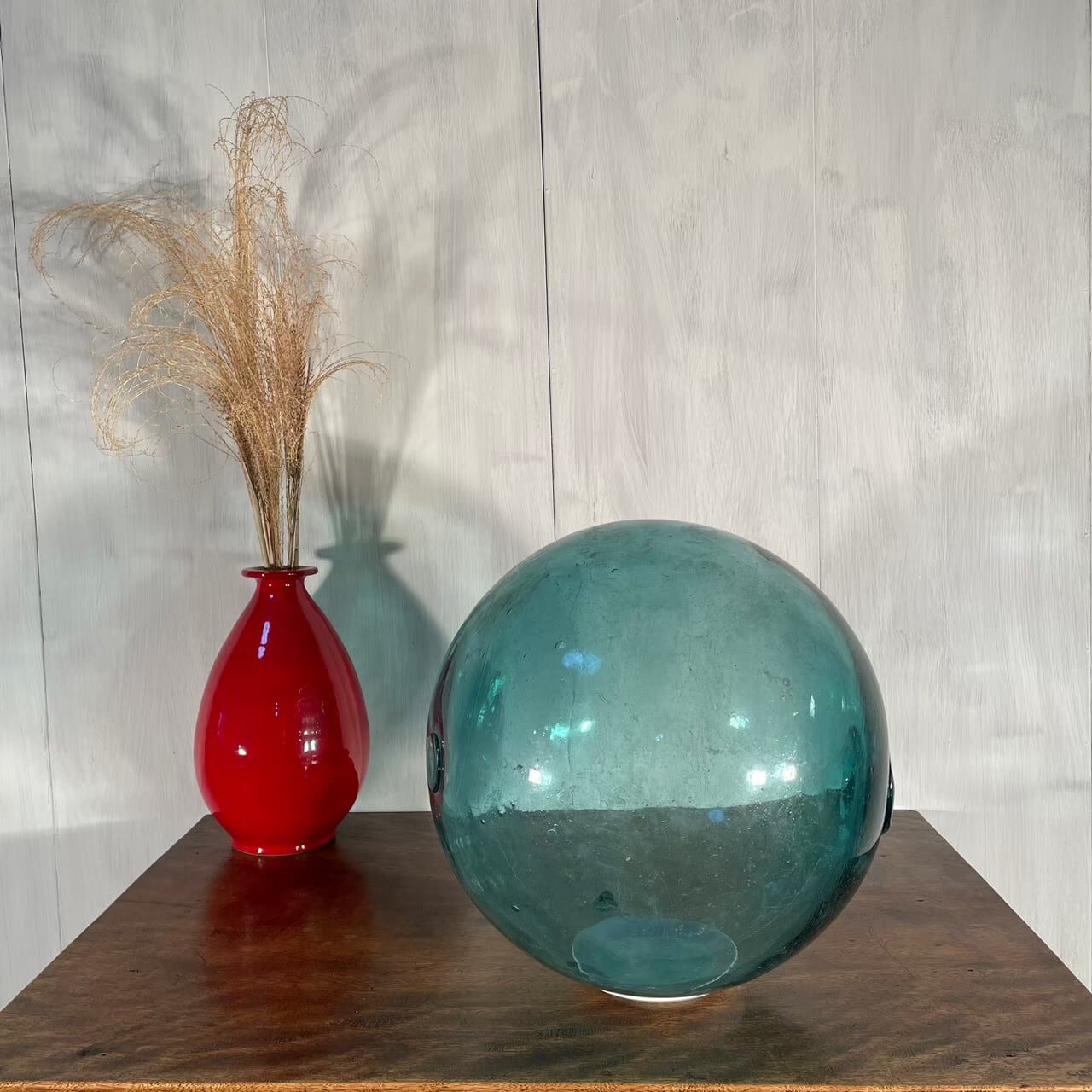 大きく綺麗なガラス玉 | meguri