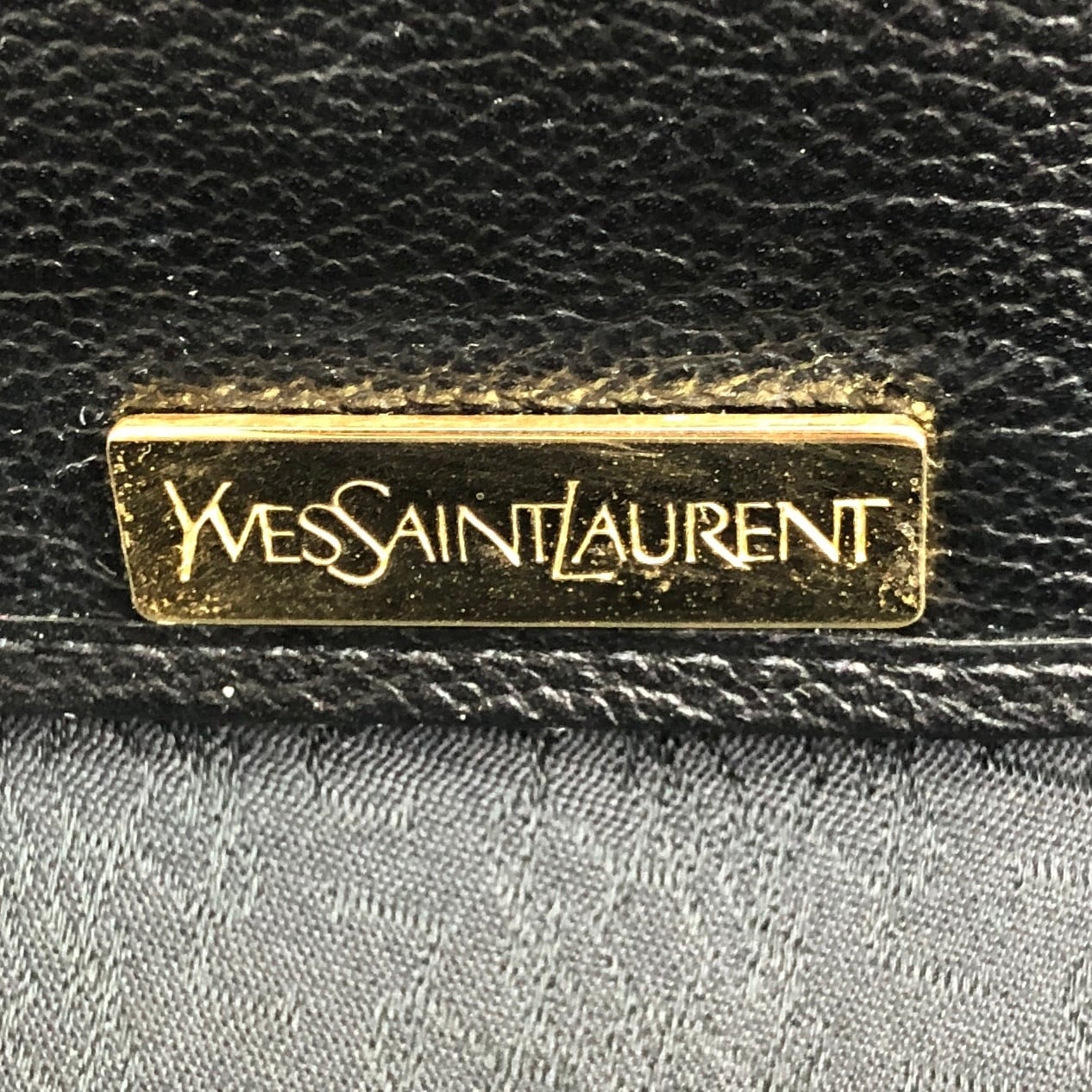 Yves Saint Laurent イヴ・サンローラン ショルダーバッグ ブラック