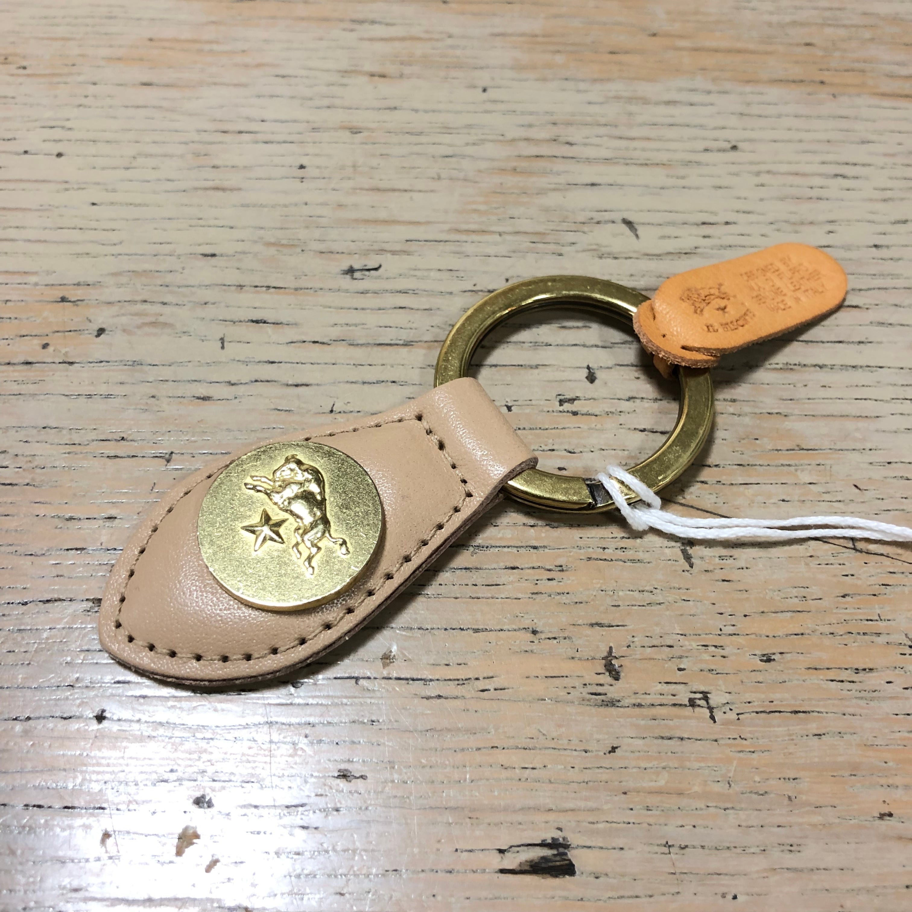 2023秋冬限定色】IL BISONTE イルビゾンテ レザー キーホルダー