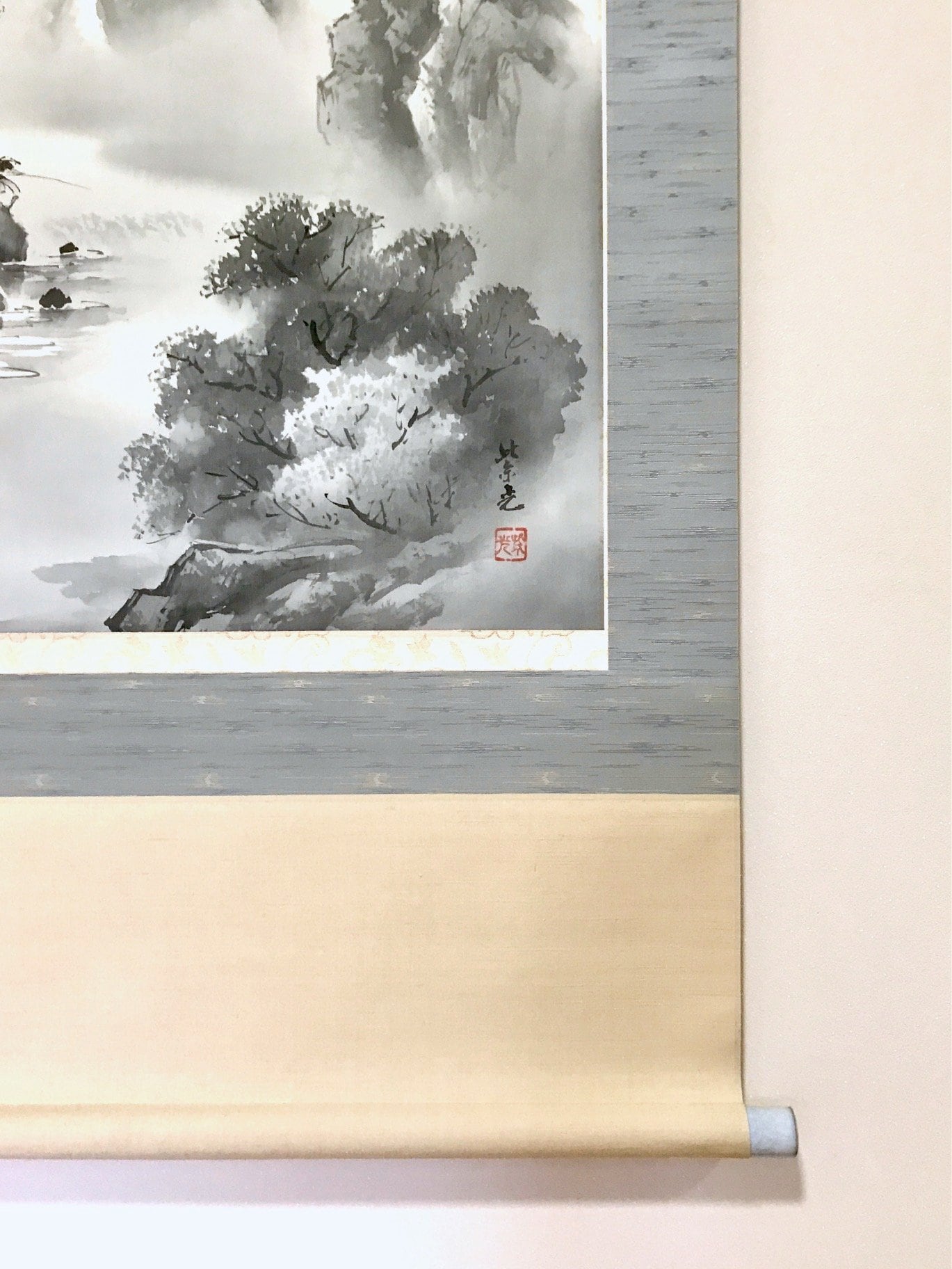 西脇紫光「水墨山水」掛軸（尺八立） | 吉村唐木店 WEBSHOP