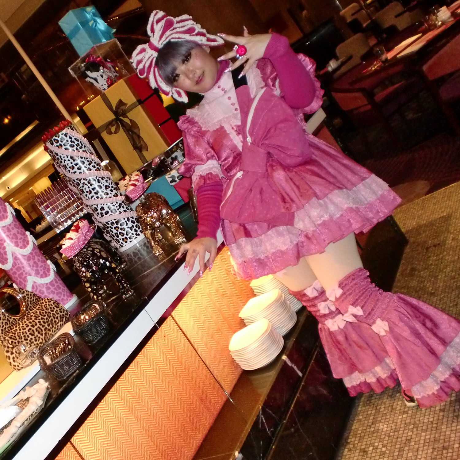 ショッキングロリィタ (ピンク)ワンピース&ドロワーズ&ボンネット