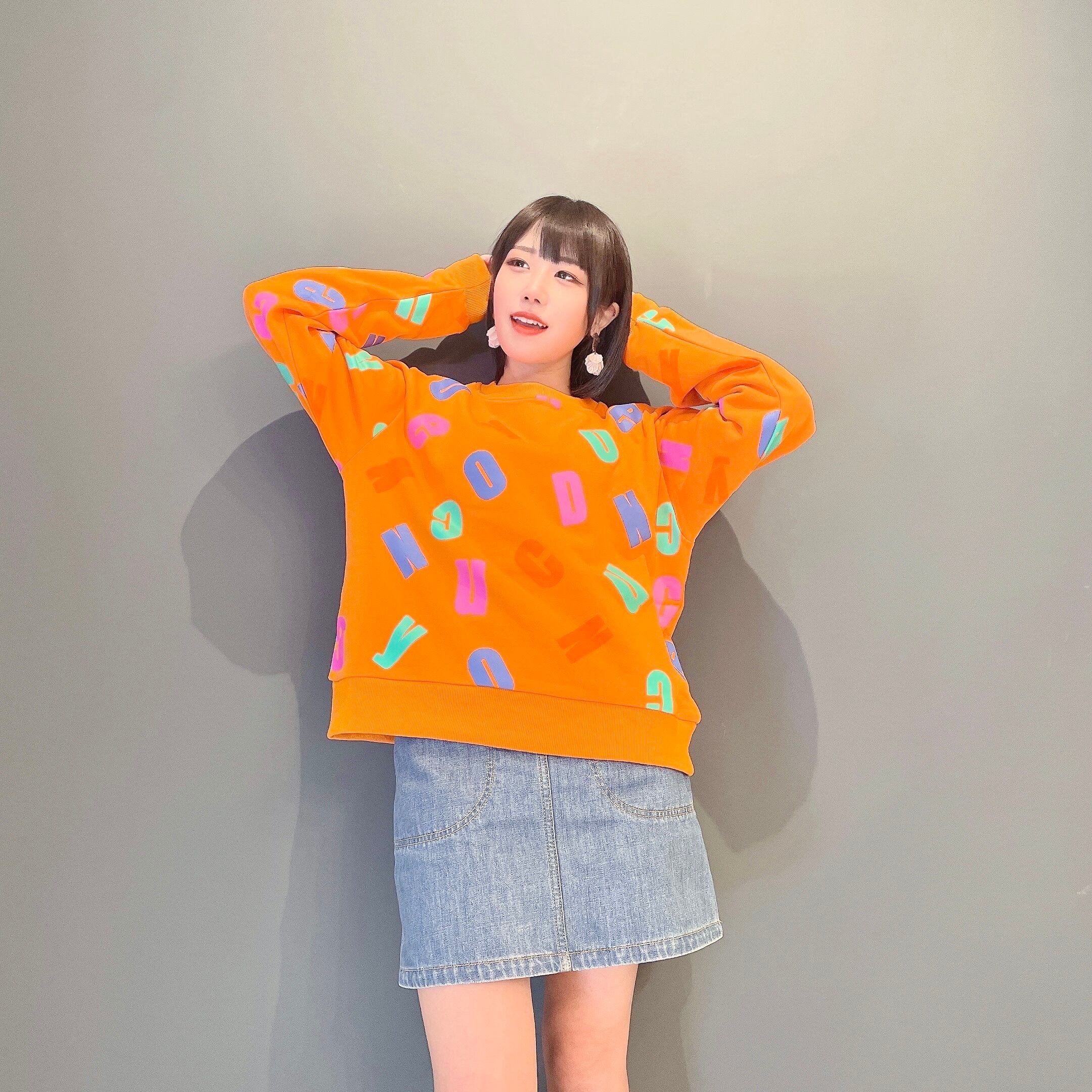 カラフル ロゴスウェット 【Orange】 | NyucoDeco [にゅこでこ