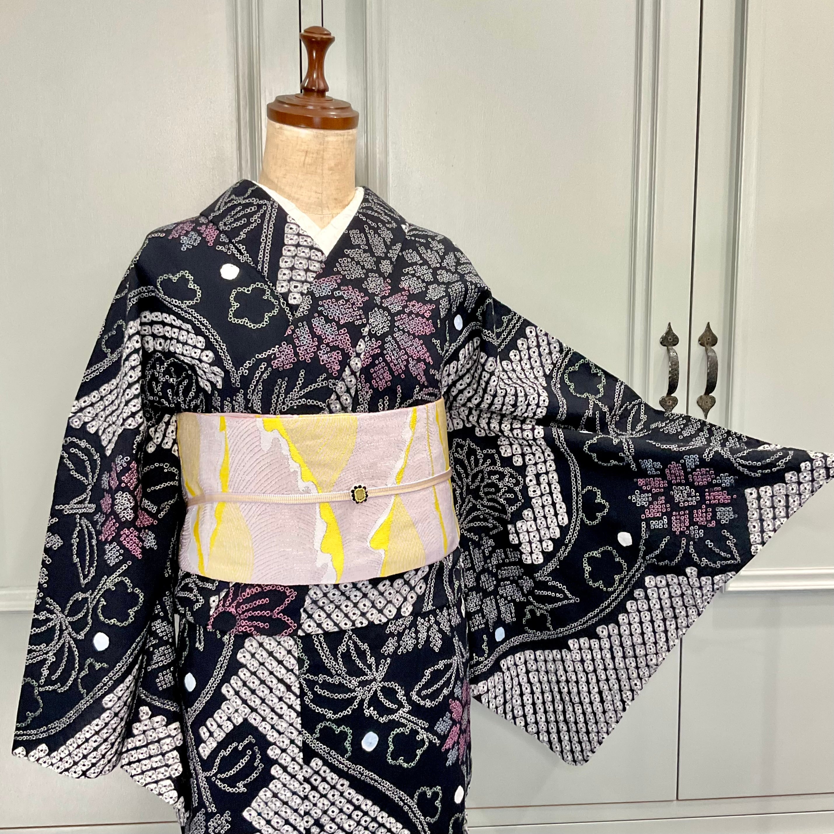 long＊night garden＊有松鳴海絞り浴衣 ブラック 黒 花 A741 | kimono