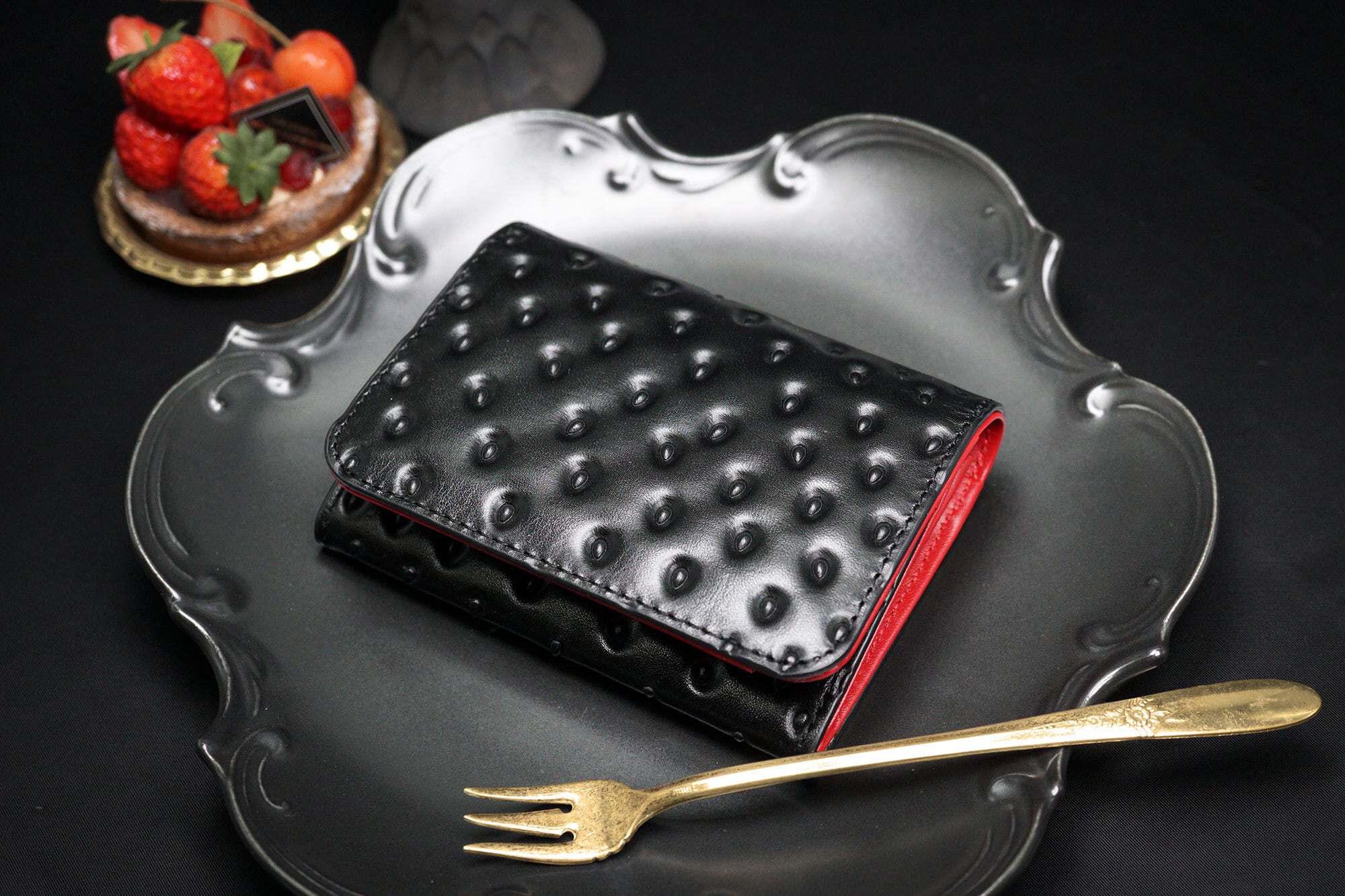 黒いちごなビジネス名刺入れ（牛革製） | EARL'S FAVOURITE（アールス