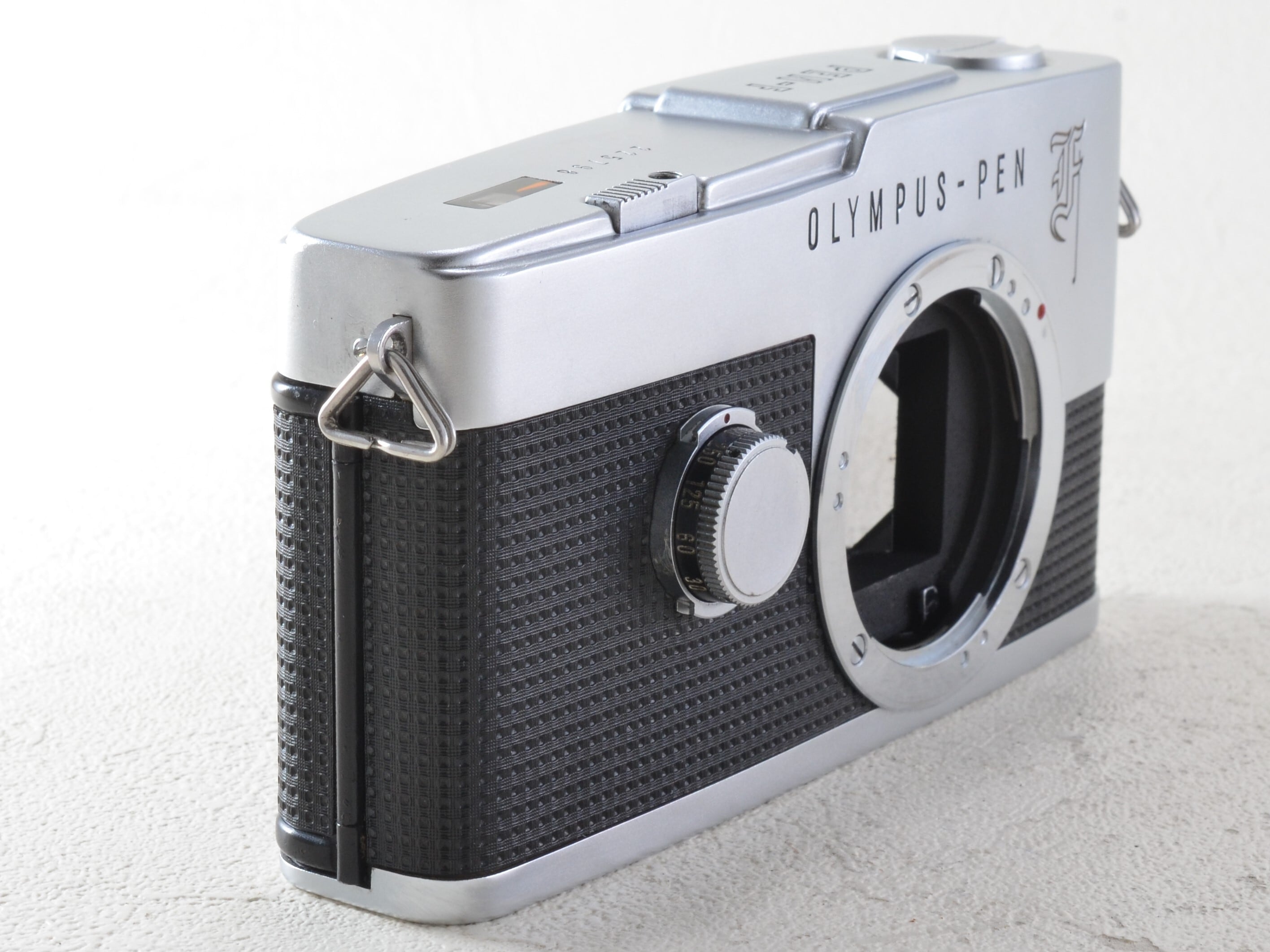 OLYMPUS PEN F 整備済み、完動美品 ボディのみ NO.108542 OLYMPUS PEN