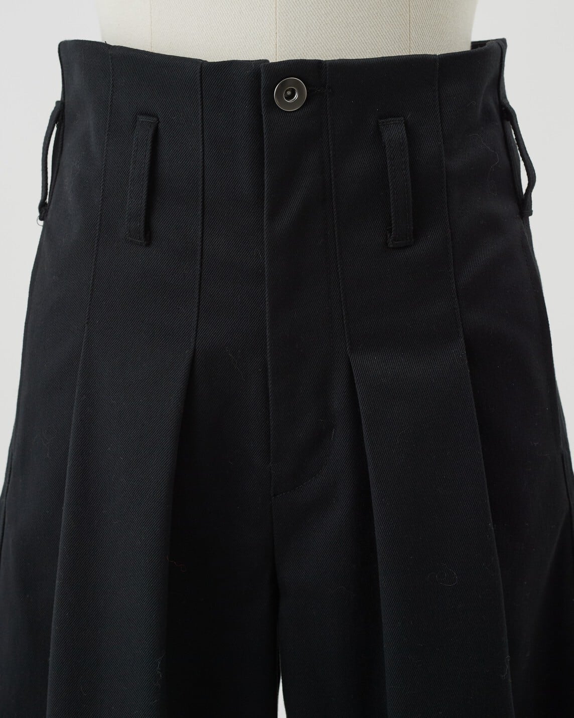 チノワイドパンツ Eric ブラック | Cygne