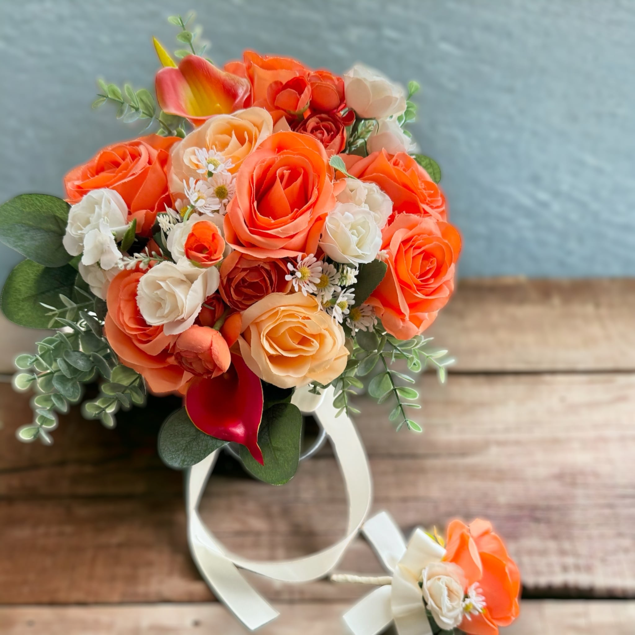 濃いオレンジクラッチブーケ☆ | houkiboshi