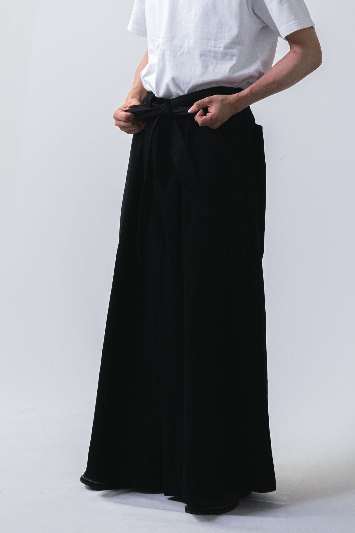 受注生産｜数量限定】ブラックデニム袴｜BLACK DENIM HAKAMA｜日常に和