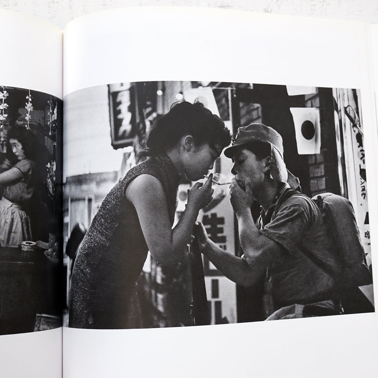 林忠彦写真集 カストリ時代 昭和21年、東京、日本。(署名入) | タイム