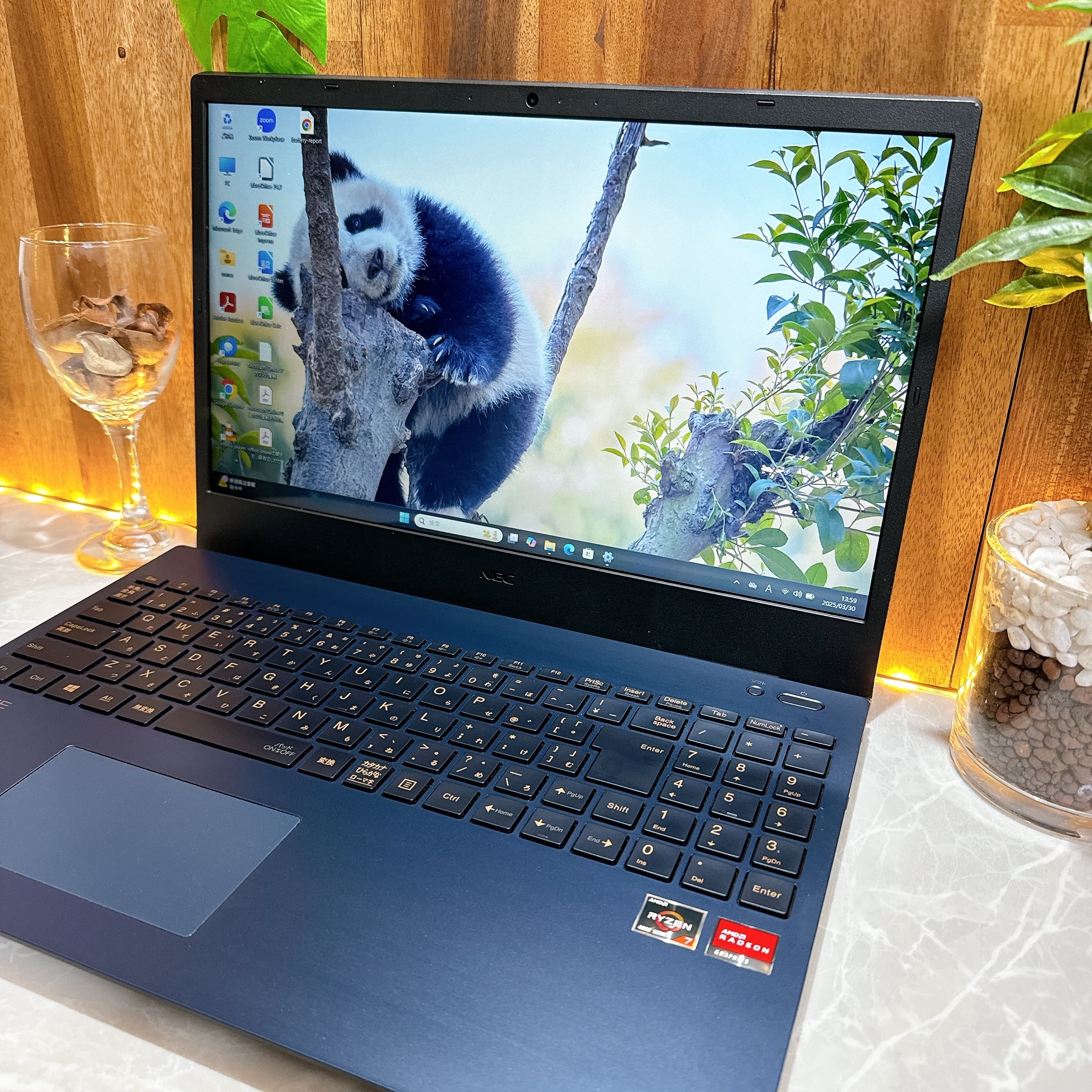 高性能/ NEC LAVIE N15/ Ryzen 7 4700U/SSD256GB/メモリ8GB/人気ノート