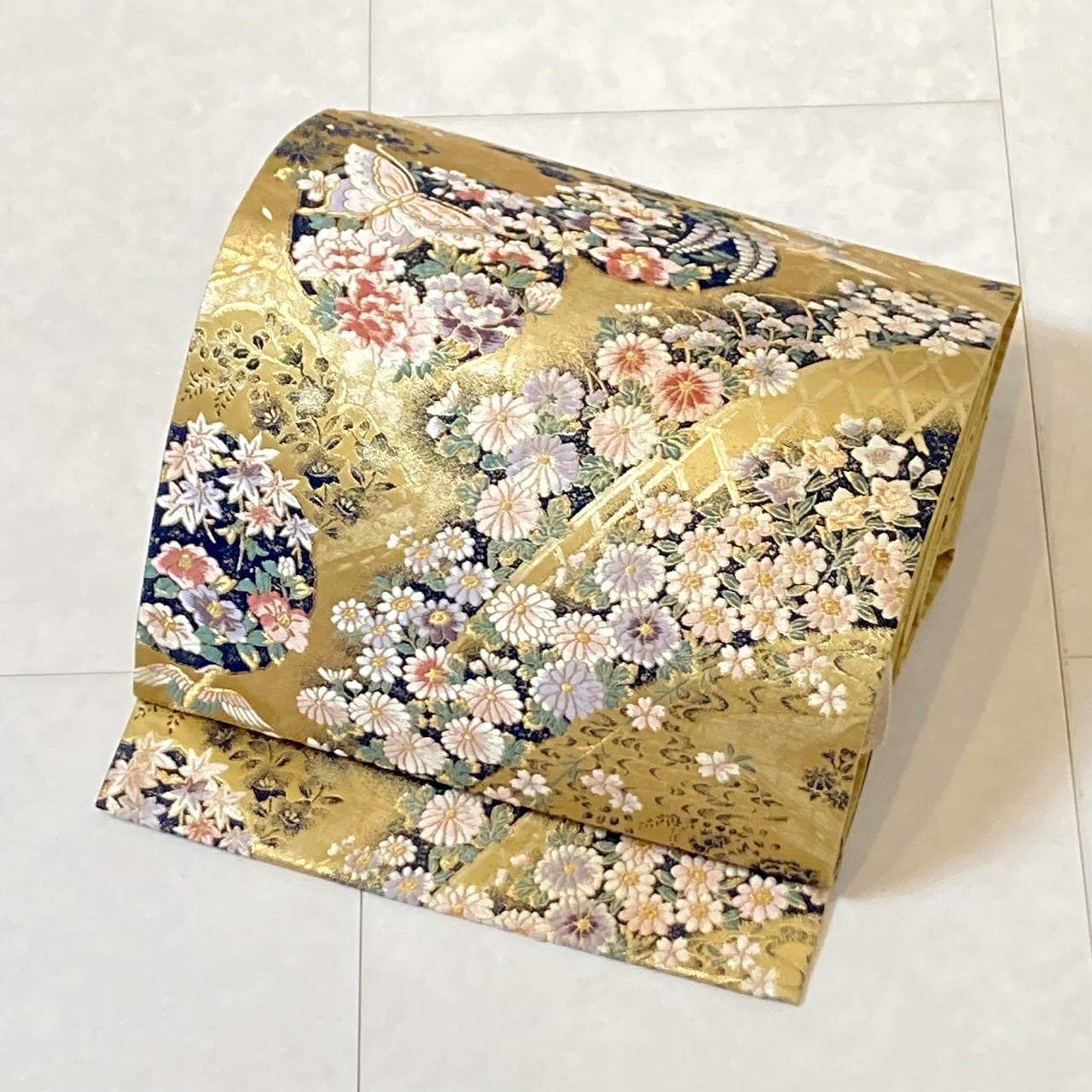 西陣織 唐織り 雪輪取り 華紋 銀通し 袋帯 正絹 花柄 白 ピンク 黄緑