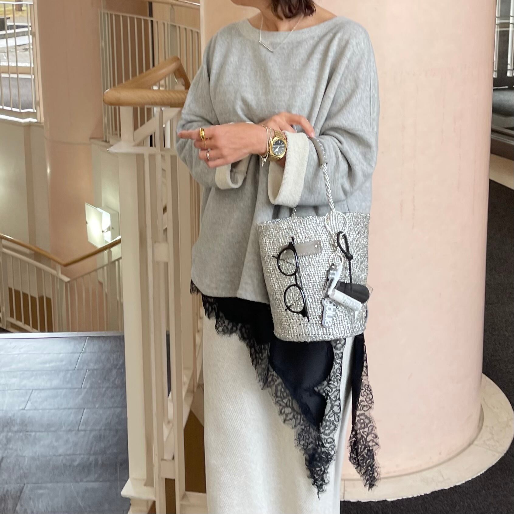 OVAL Kago-Bag / megane holder & Logo charm / TAUPE | meong blue