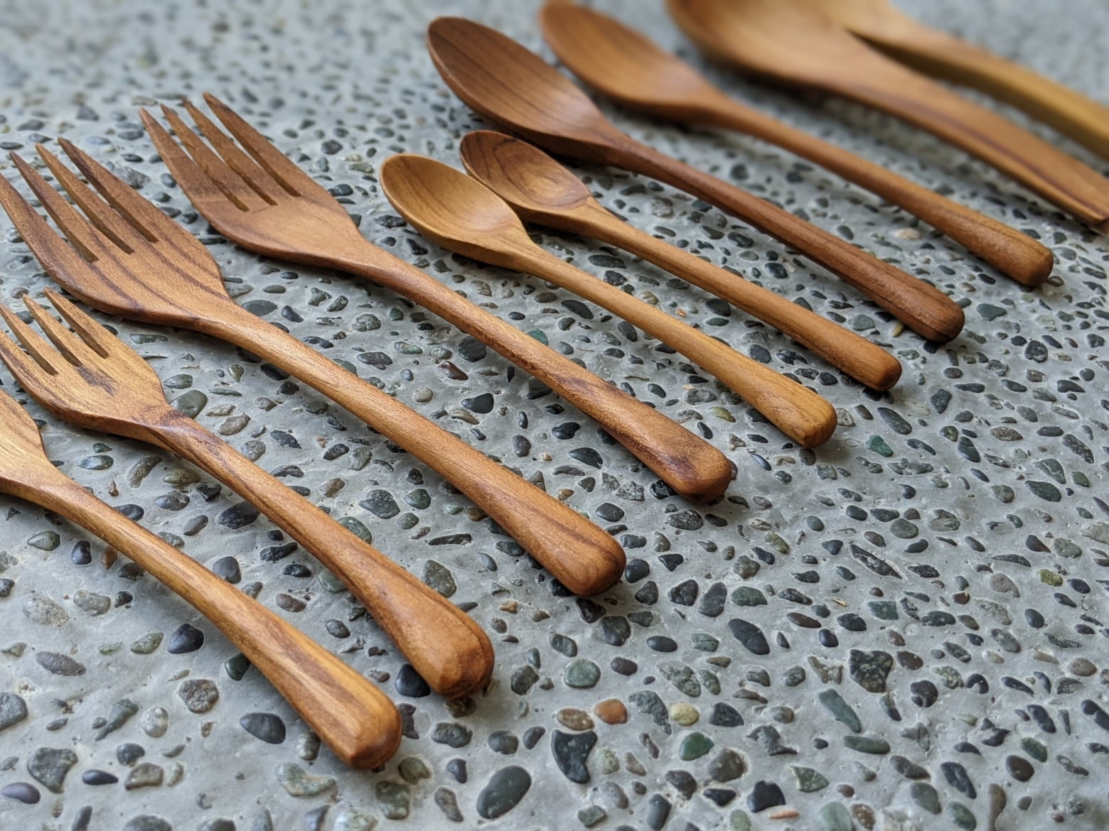 エコホーミー 天然チーク製カトラリー 4点セット 袋付き 値引き中 エコ