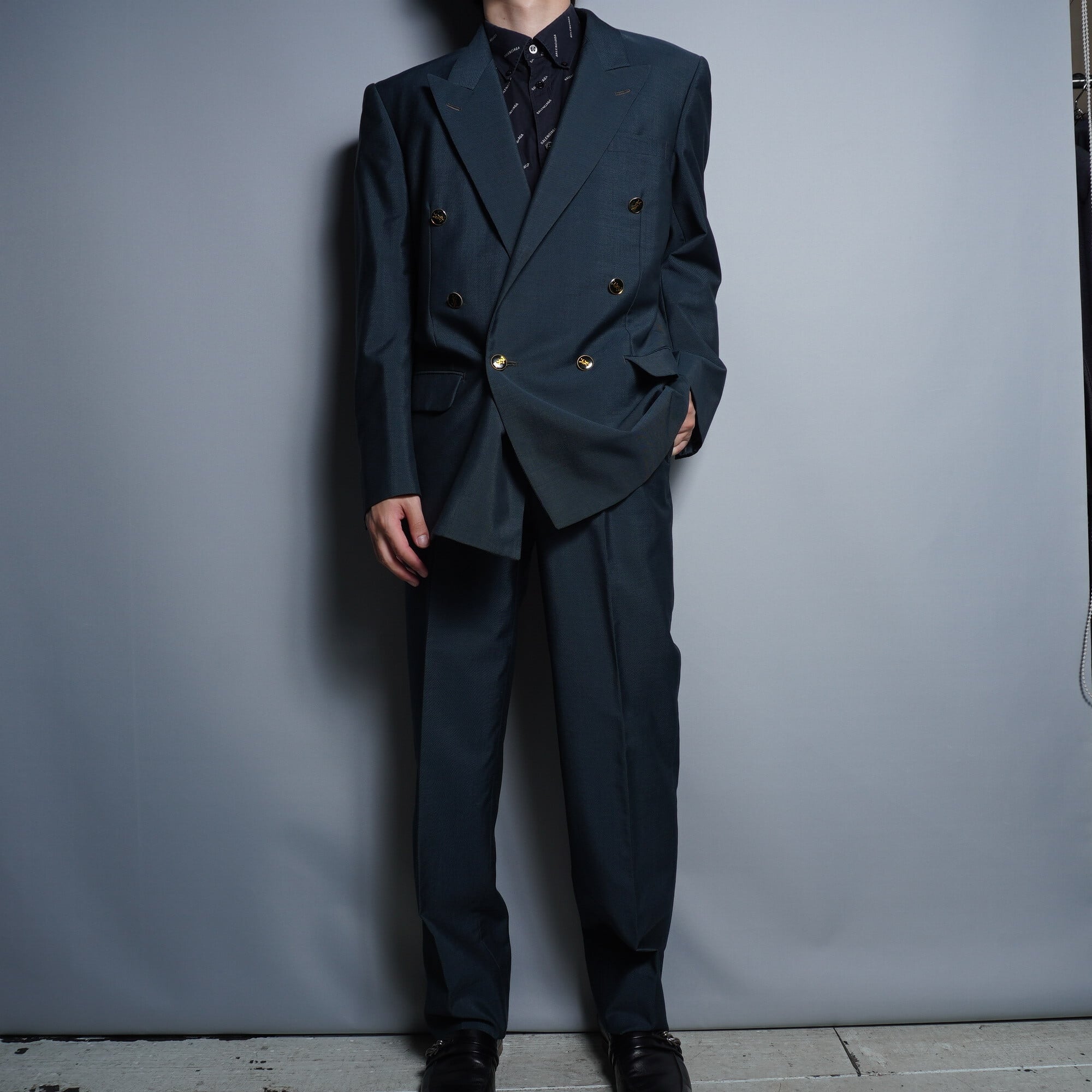 Yves Saint Laurent】イヴサンローラン YSLロゴ入ボタン セットアップ