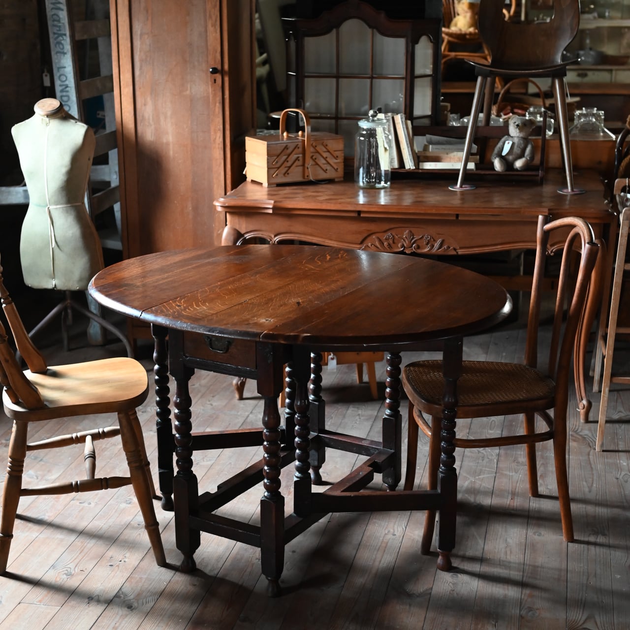 Gate Leg Table / ゲートレッグテーブル 〈ダイニングテーブル・ティー