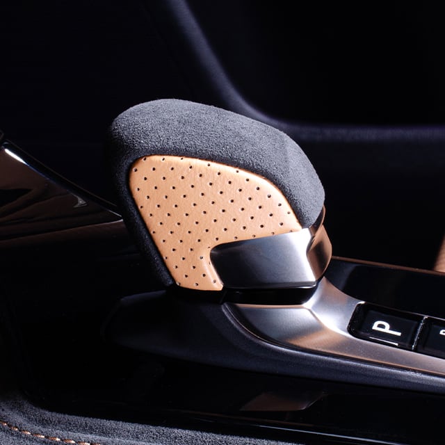 LEXUS NX(#20) ,RX(#17), LBX, UX ”レザーインテリア” シフトノブ