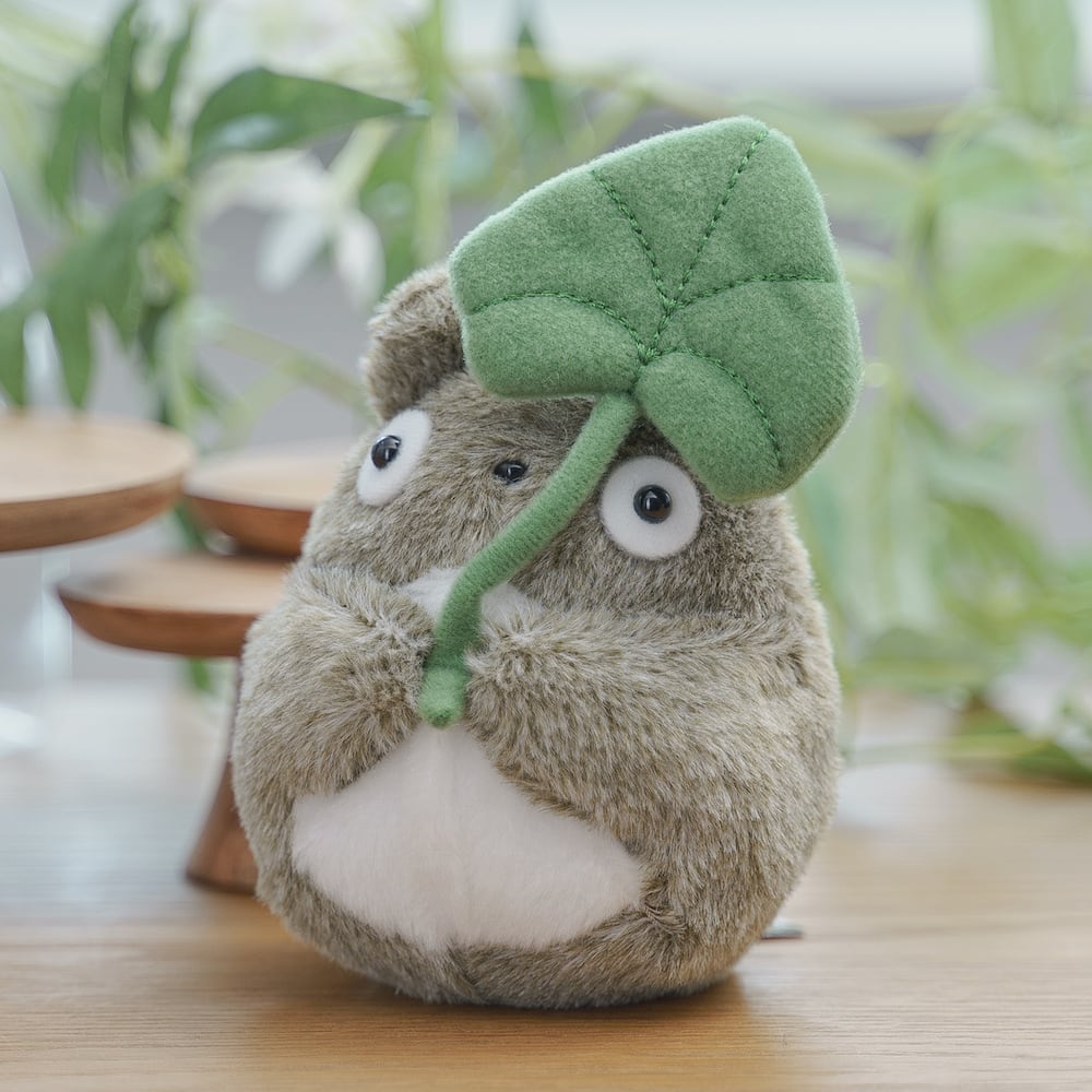 となりのトトロ ふんわりお手玉 / ぬいぐるみ Sサイズ（大トトロ葉っぱ